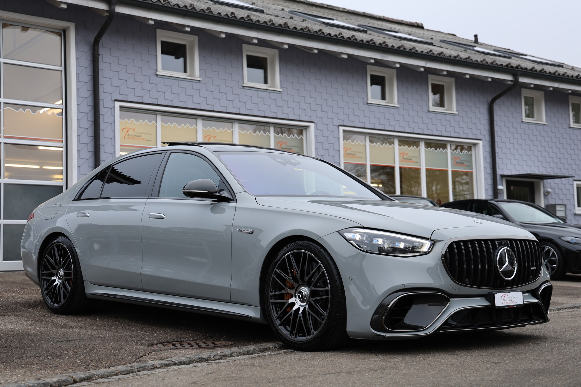 MERCEDES-BENZ S 63 AMG E Performance 4Matic Edition 1 *CH-Fahrzeug*Mercedes Werksgarantie bis 08.2027*-showroom-element-3