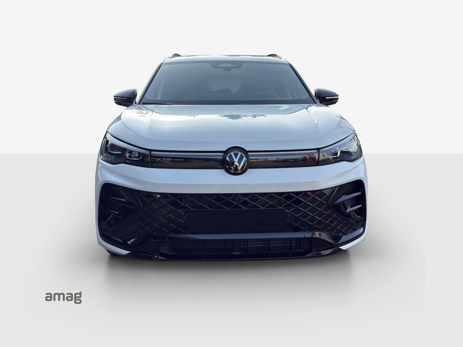 VW Tiguan 2.0 TSI DSG R-Line 4Motion-image-6