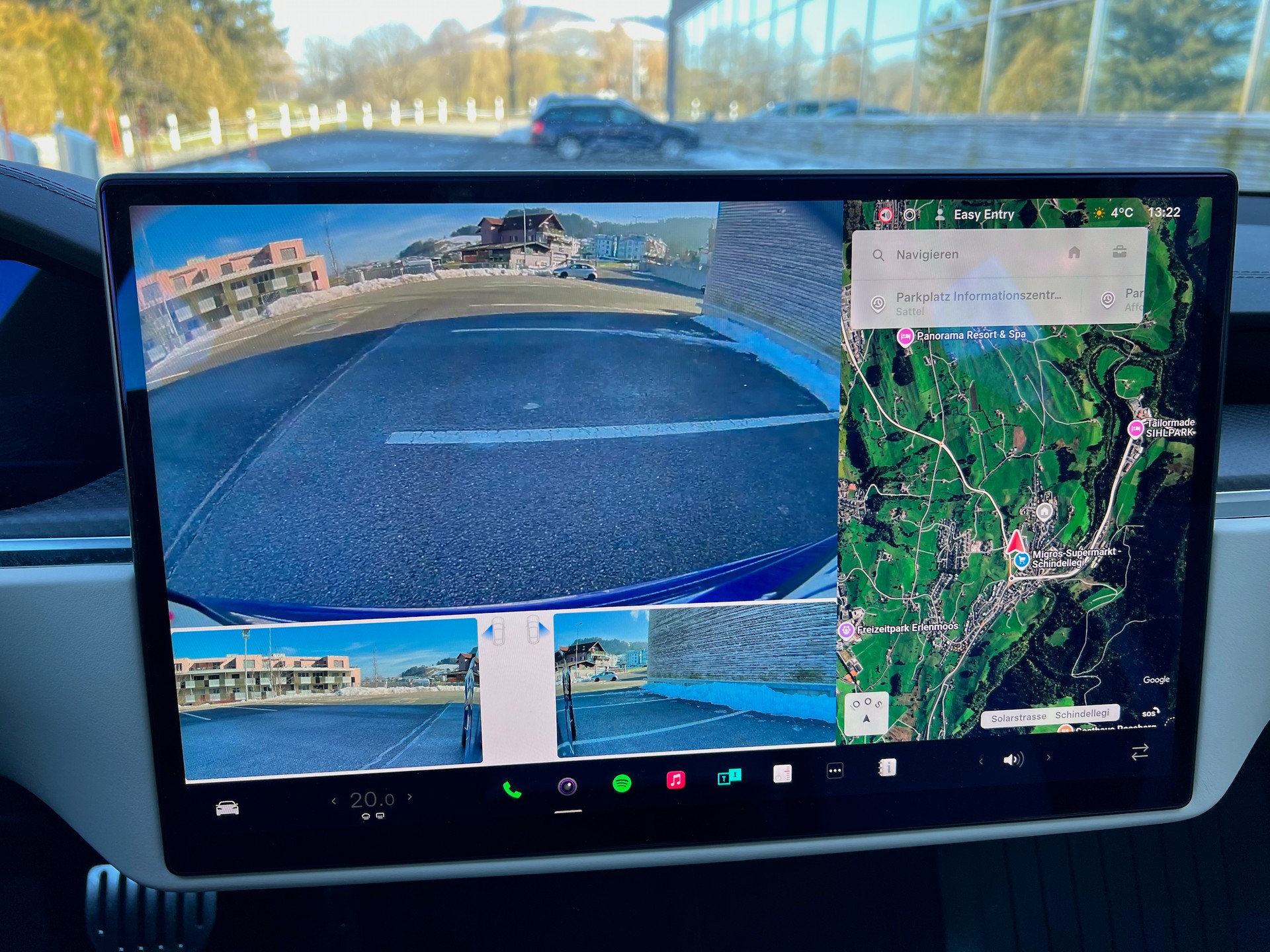 TESLA Model S 100 kWh Plaid (2025)-image-13