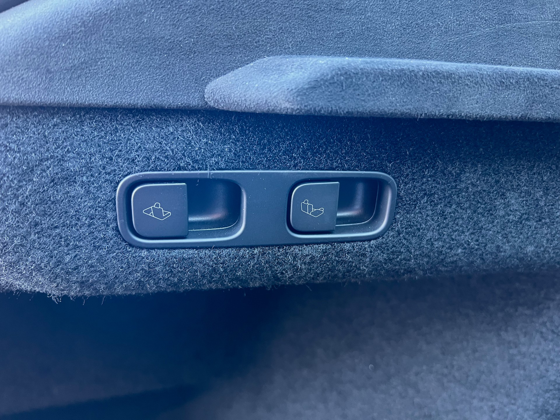 TESLA Model S 100 kWh Plaid (2025)-image-10