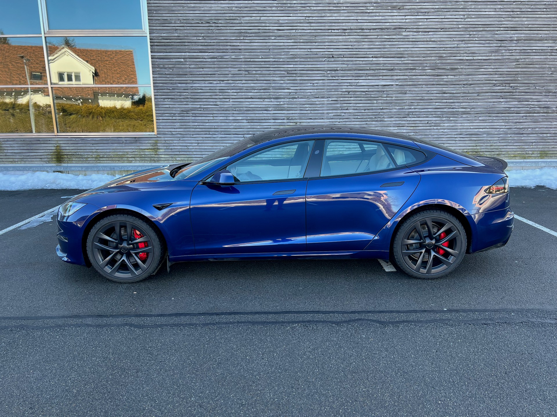 TESLA Model S 100 kWh Plaid (2025)-image-5