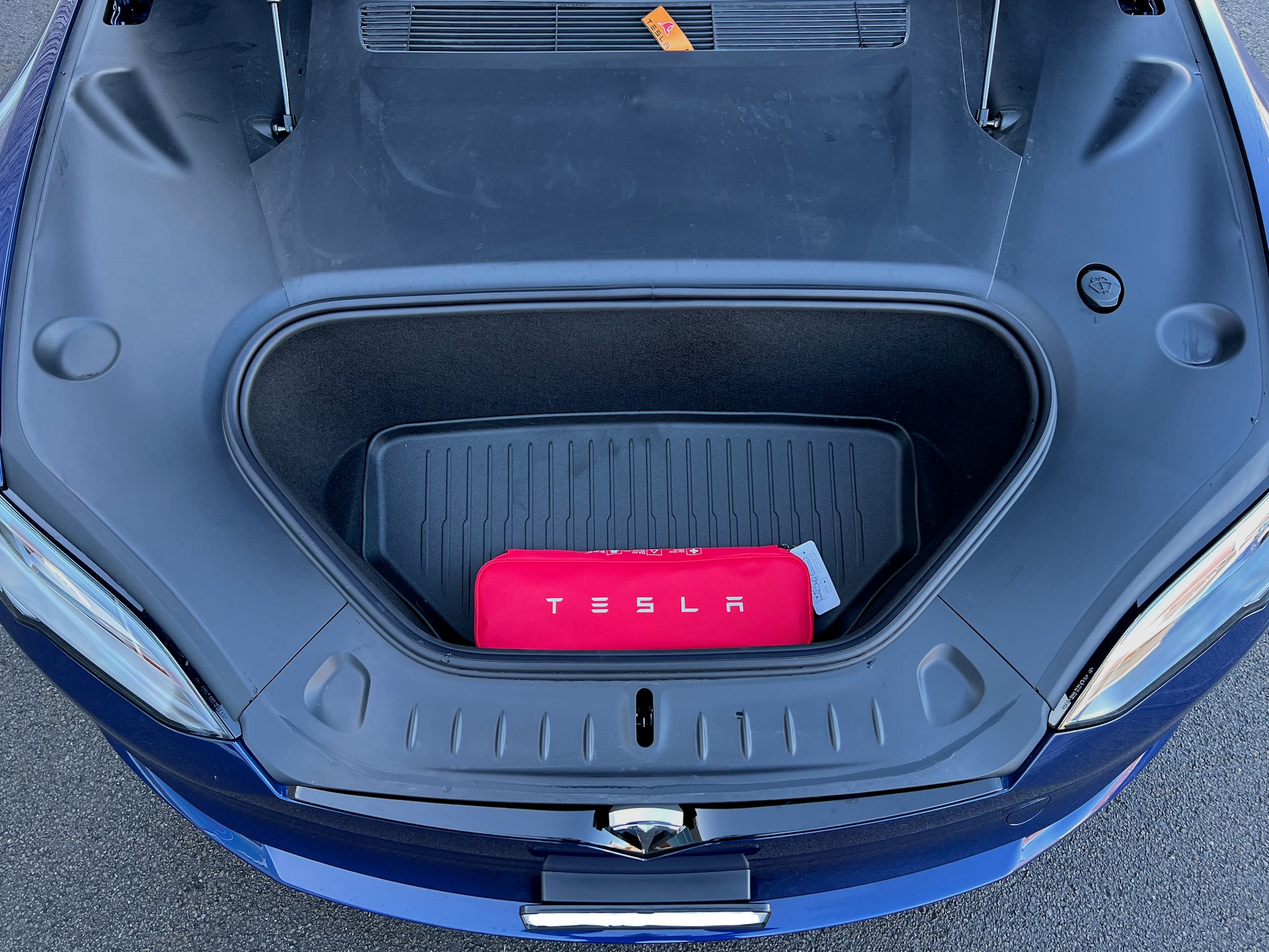 TESLA Model S 100 kWh Plaid (2025)-image-2