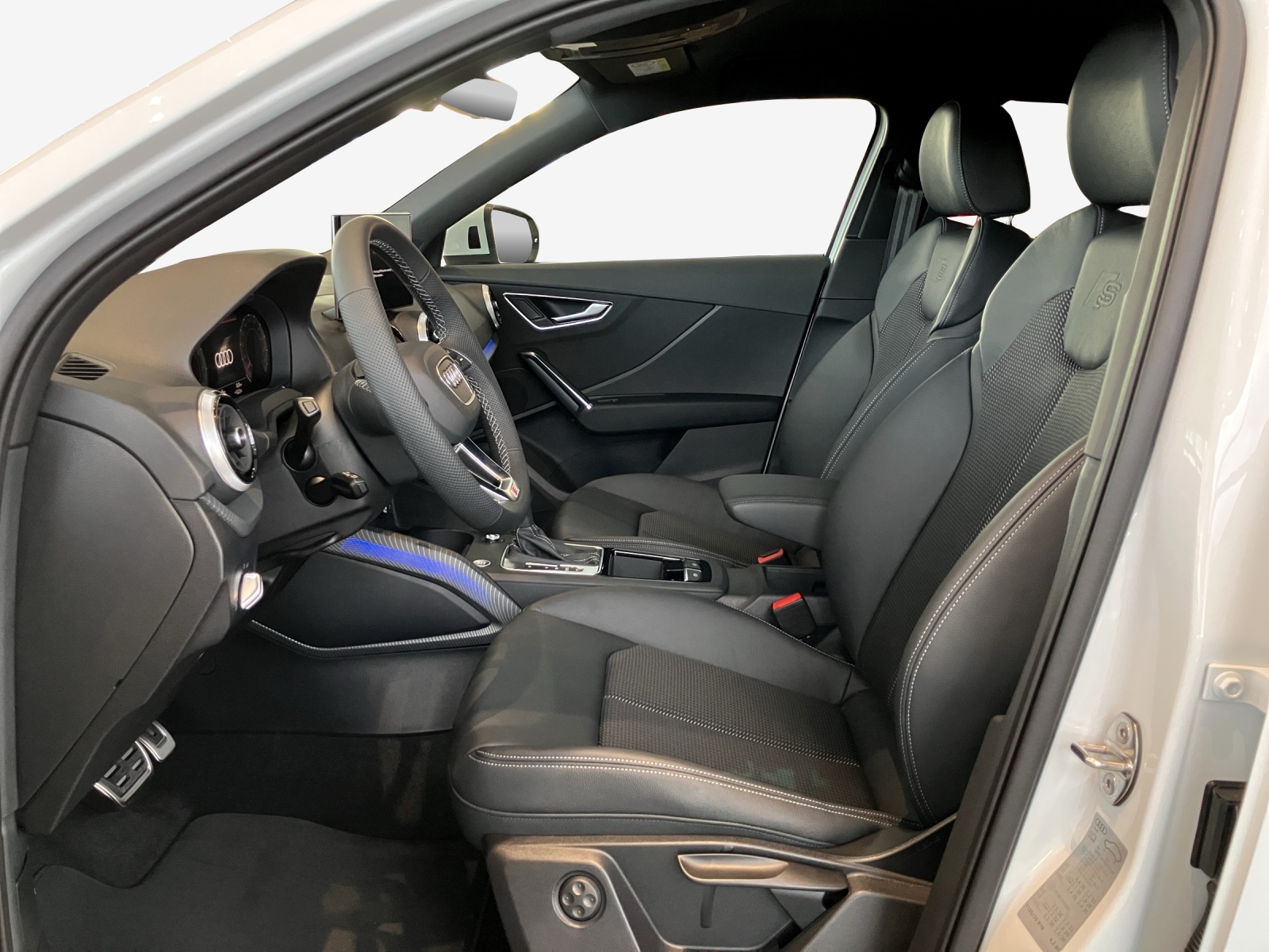 AUDI Q2 35 TFSI advanced S-tronic-image-7
