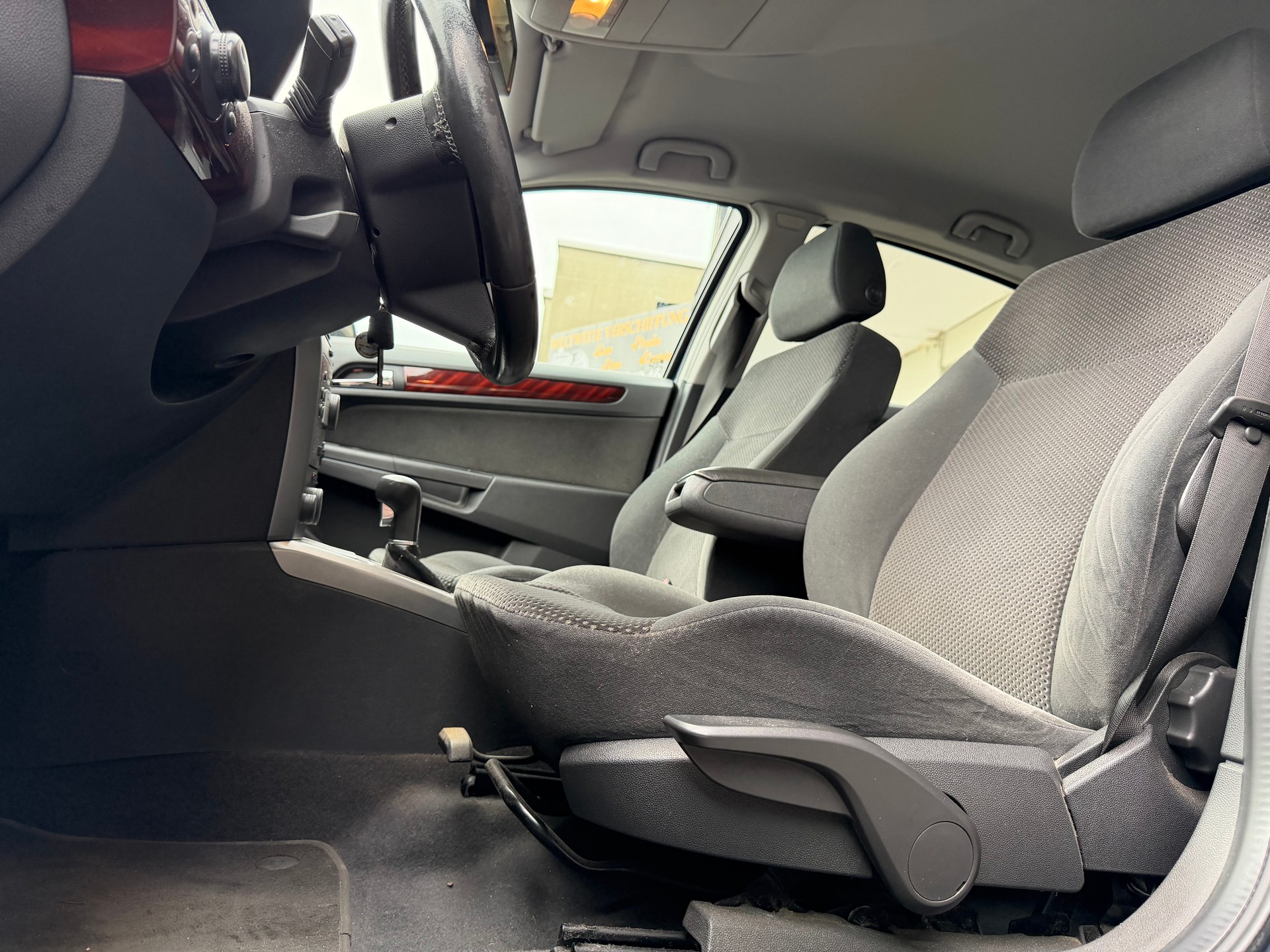 OPEL Astra 1.8i 16V Elegance-image-6