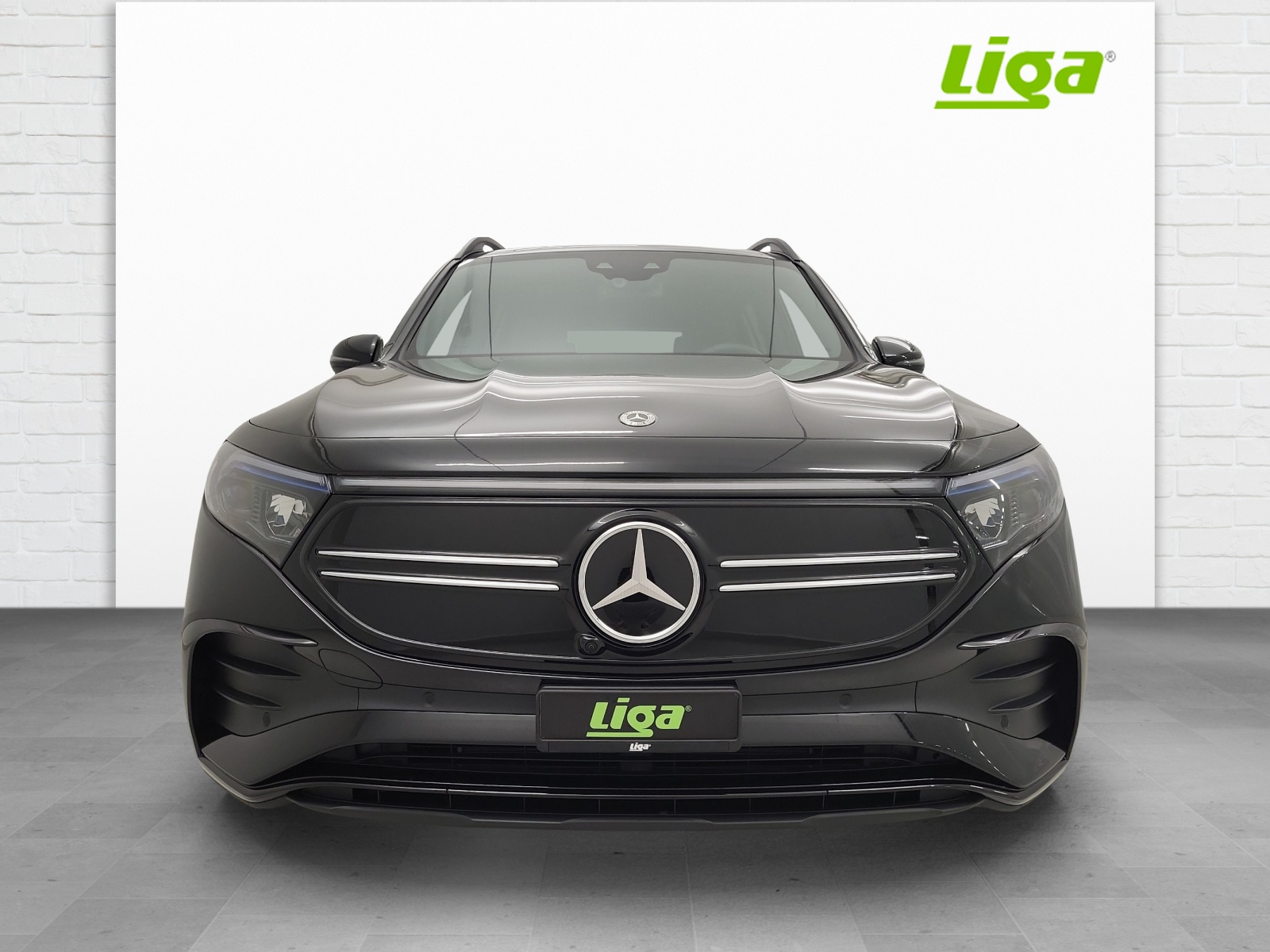 MERCEDES-BENZ EQB 350 AMG Line 4Matic-image-2