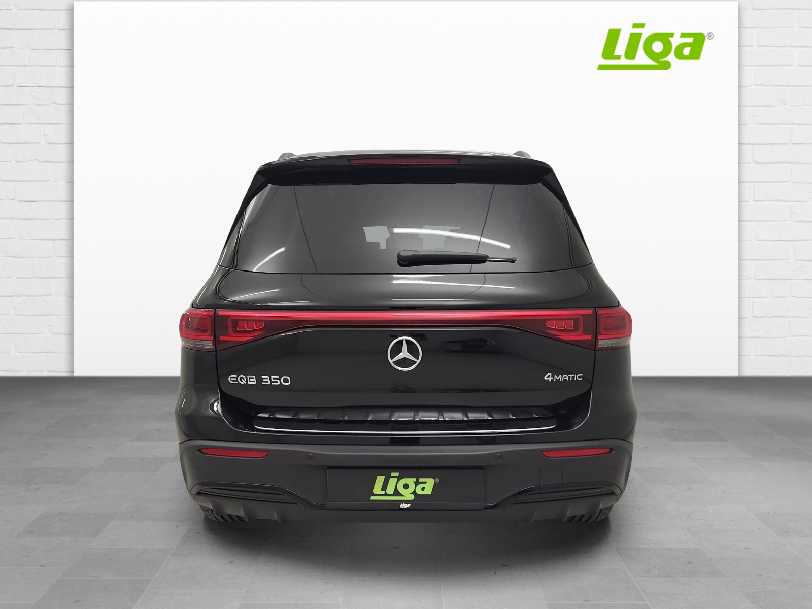 MERCEDES-BENZ EQB 350 AMG Line 4Matic-image-4