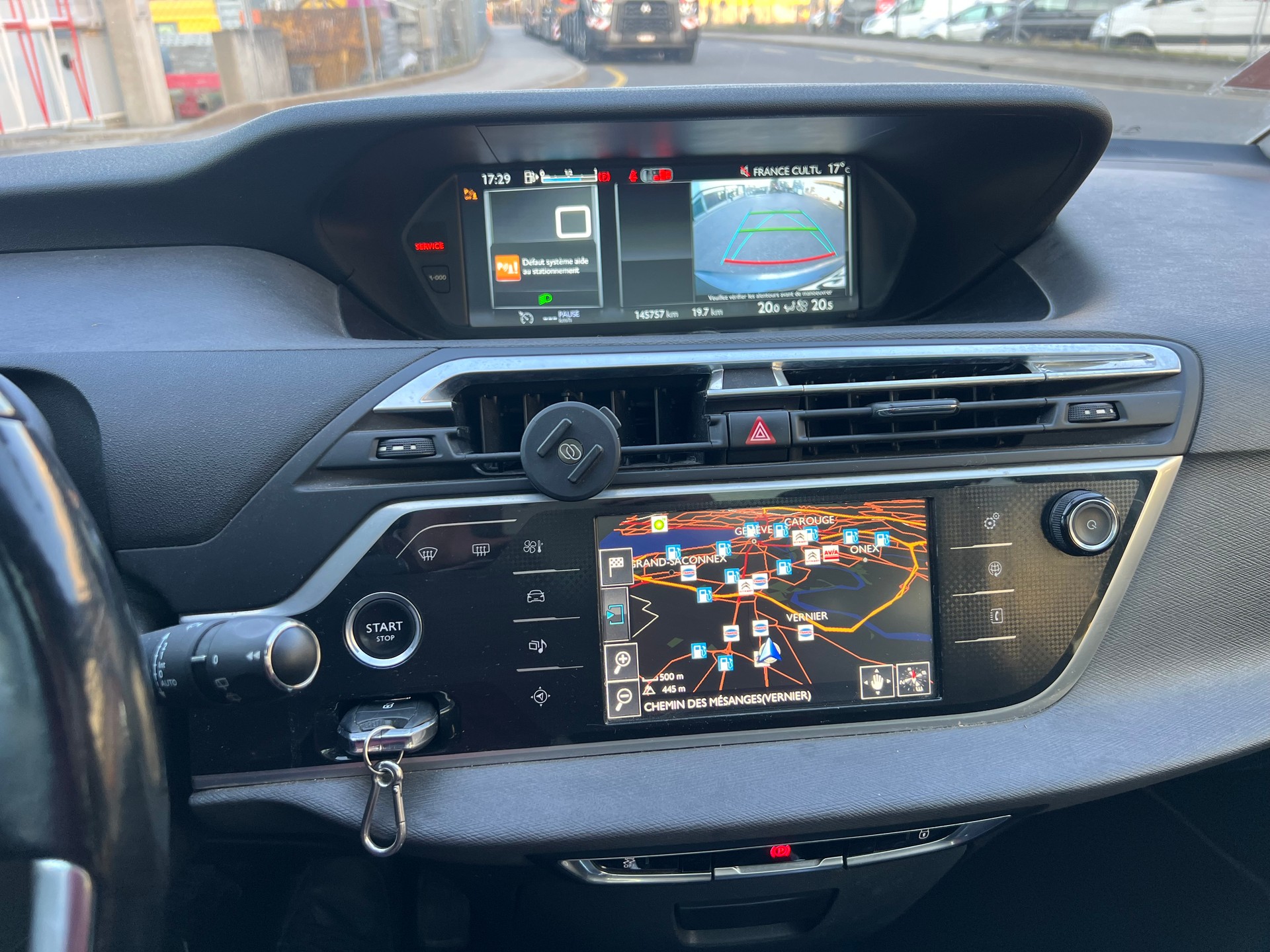 CITROEN Grand C4 Picasso 1.2 Pure Tech Exclusive-image-11