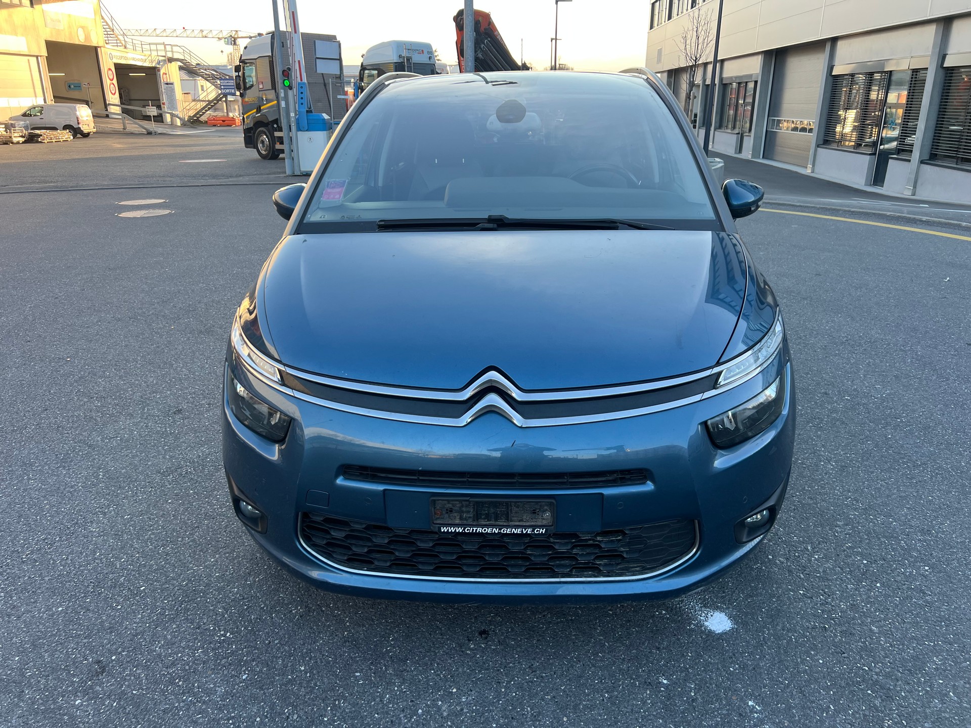 CITROEN Grand C4 Picasso 1.2 Pure Tech Exclusive-image-1