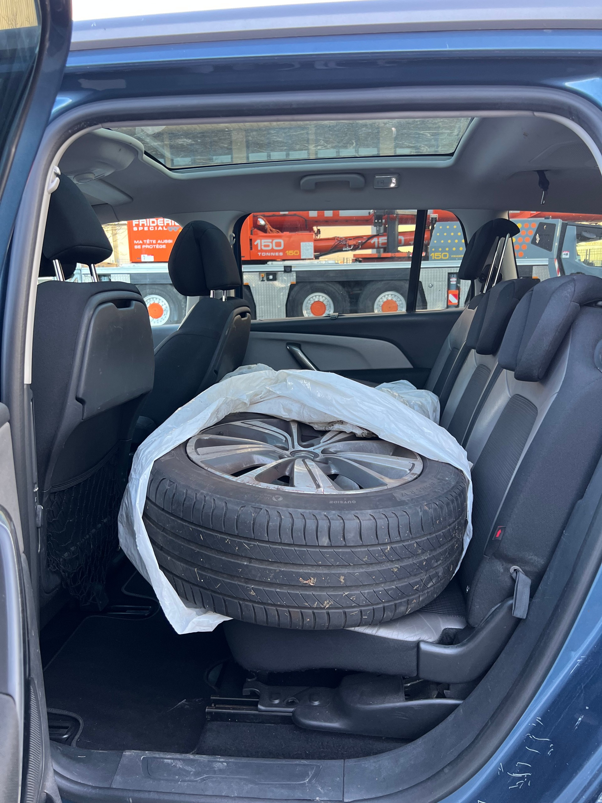 CITROEN Grand C4 Picasso 1.2 Pure Tech Exclusive-image-14