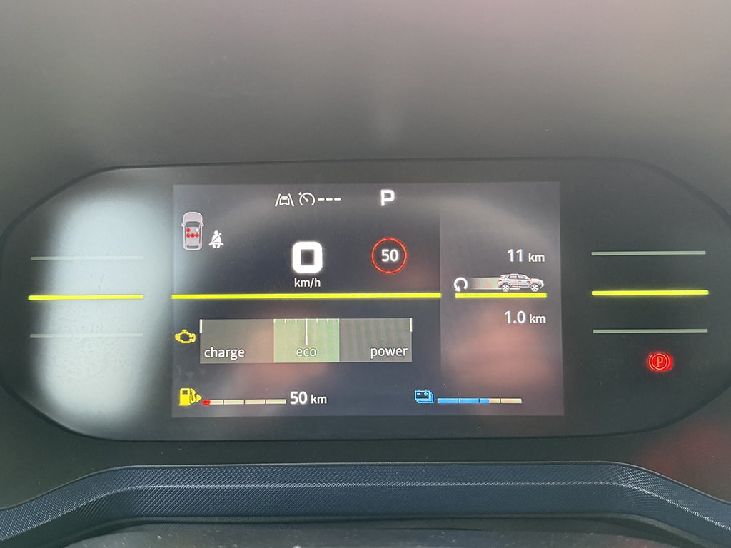 DACIA Duster 1.6 Hybrid Journey-image-14