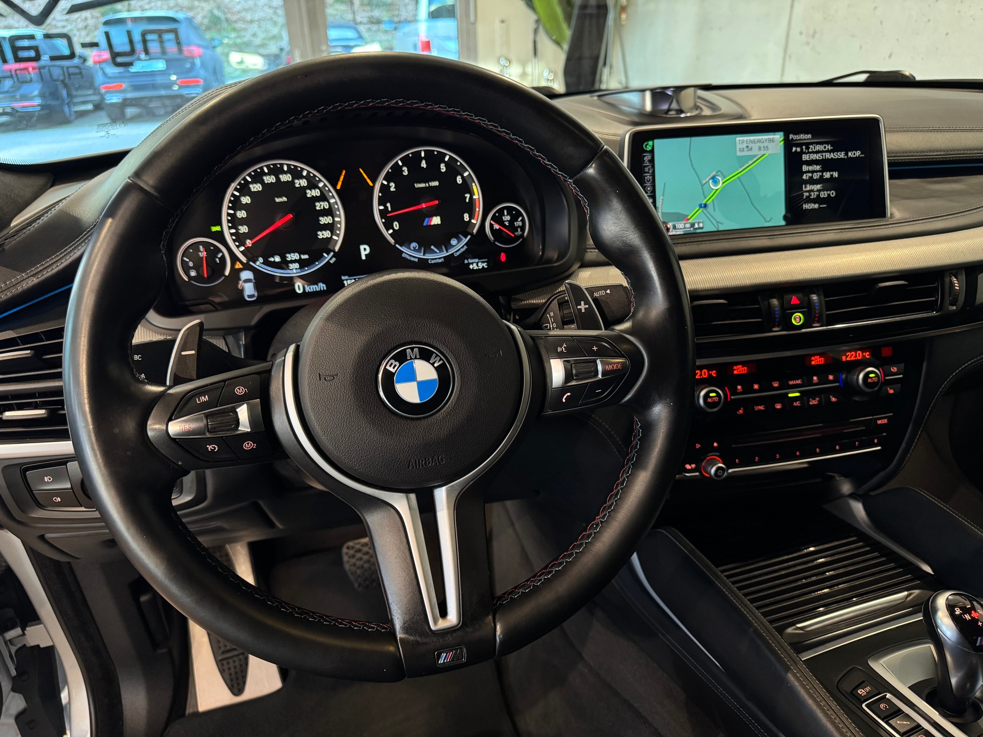 BMW X6M Steptronic || B&O || 360 || INDIVIDUAL || ALCANTARA DACHHIMMEL-image-23