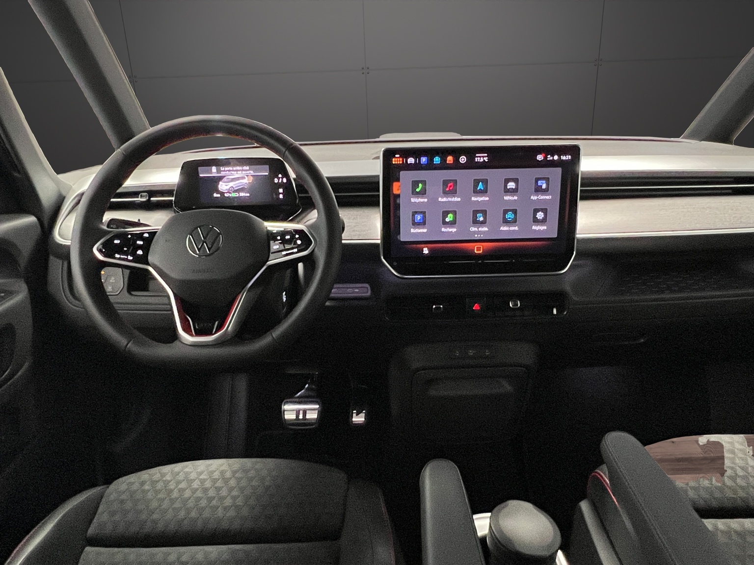 VW ID.Buzz NWB GTX 4 Motion-image-8