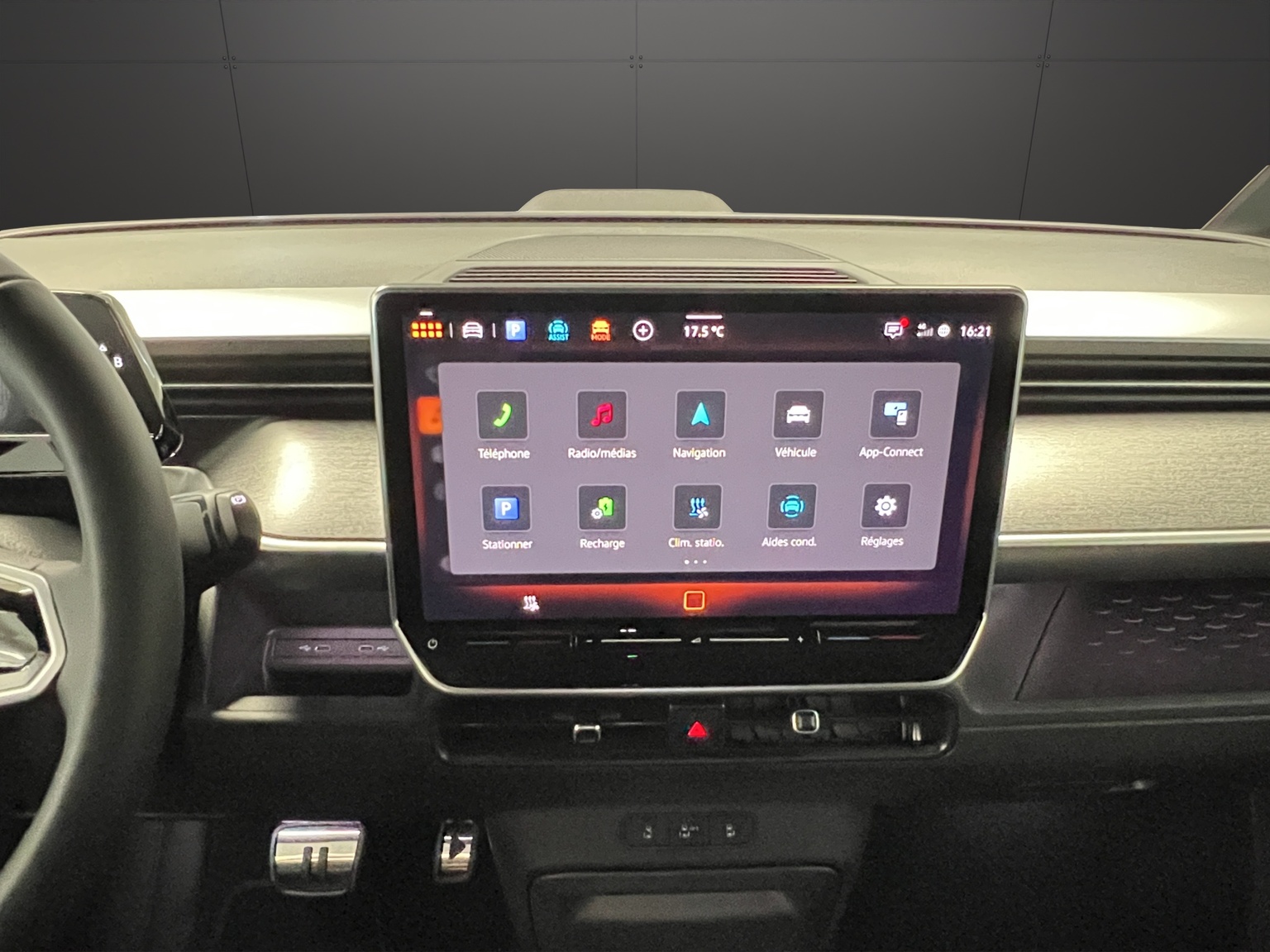 VW ID.Buzz NWB GTX 4 Motion-image-9