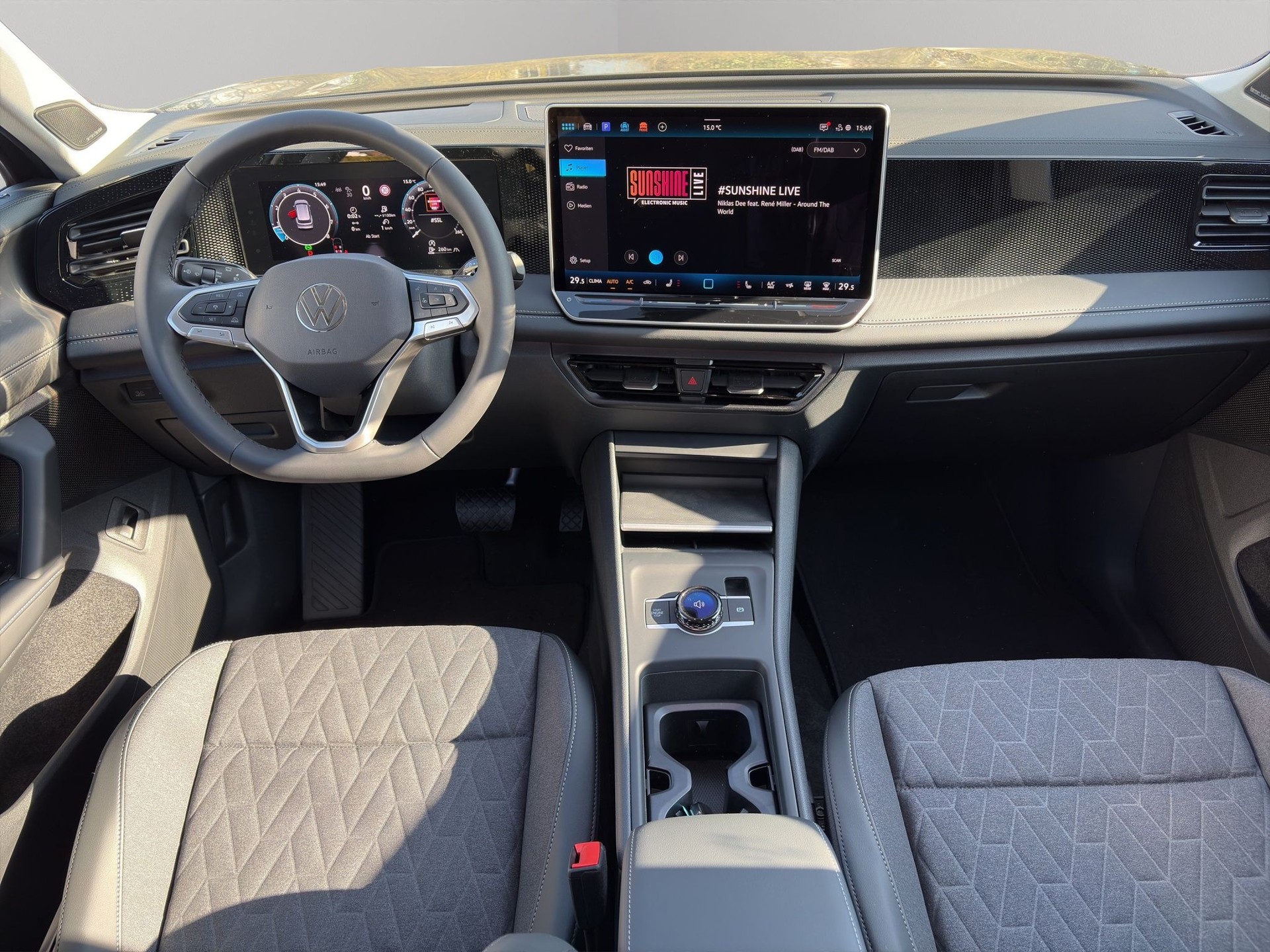 VW Tiguan 2.0 TSI DSG R-Line United 4Motion-image-6