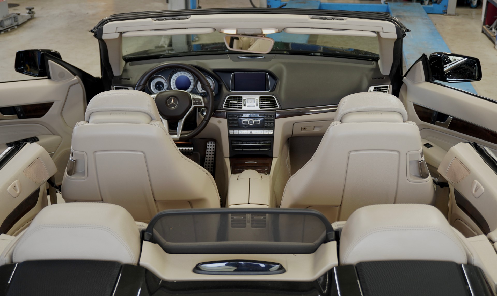 MERCEDES-BENZ E 350 BlueTEC 7G-Tronic-image-12