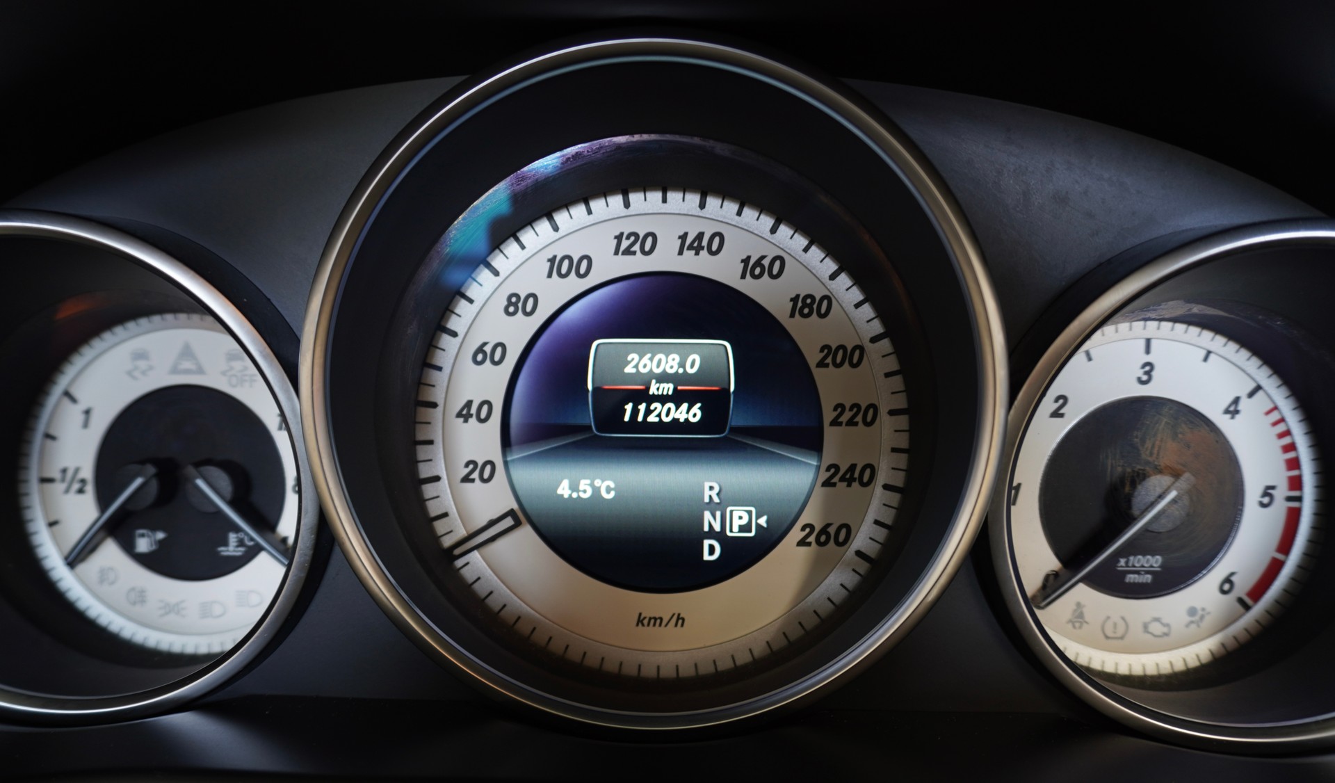 MERCEDES-BENZ E 350 BlueTEC 7G-Tronic-image-8
