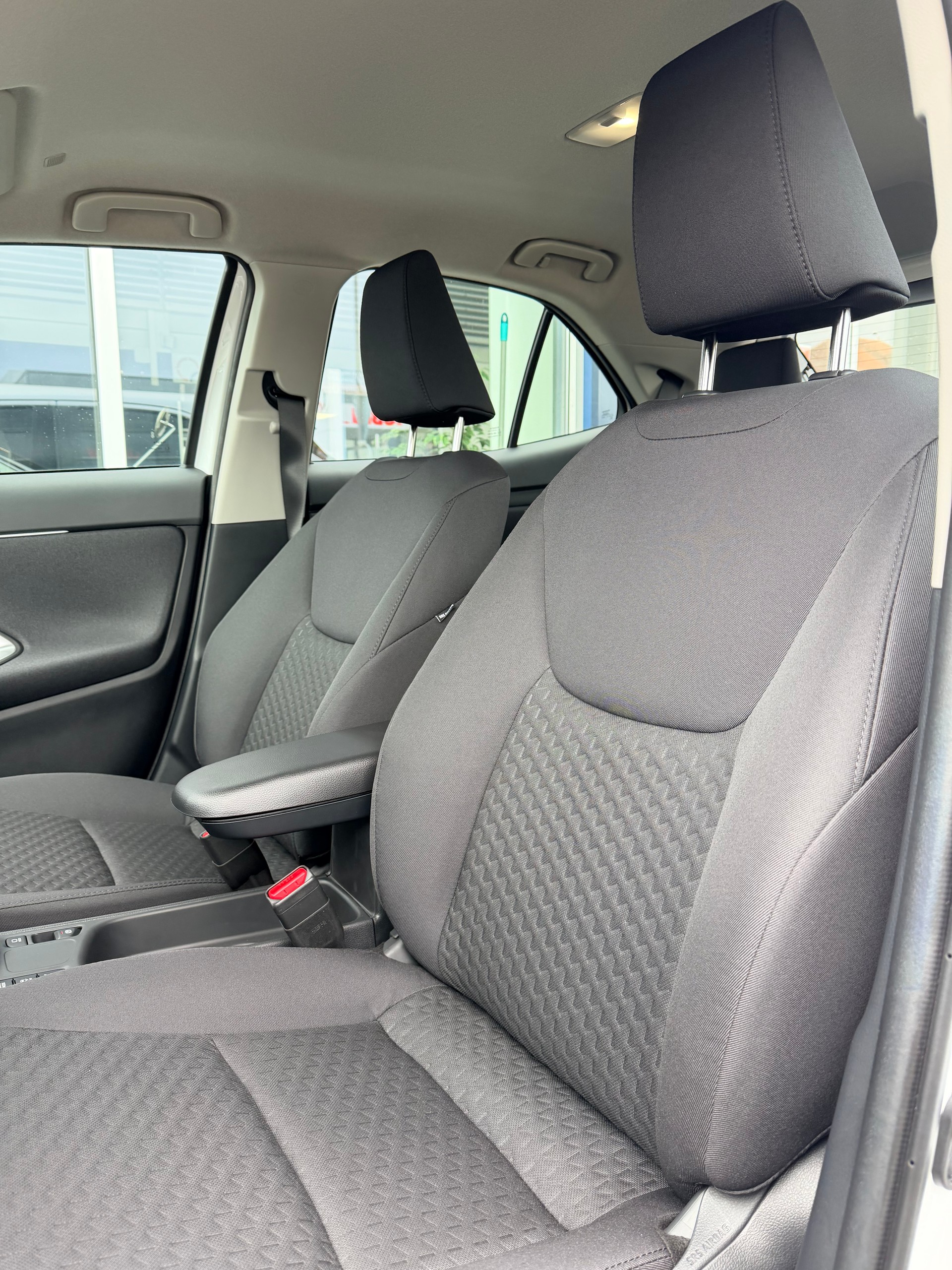 TOYOTA Yaris Cross 1.5 Comfort e-CVT-image-10