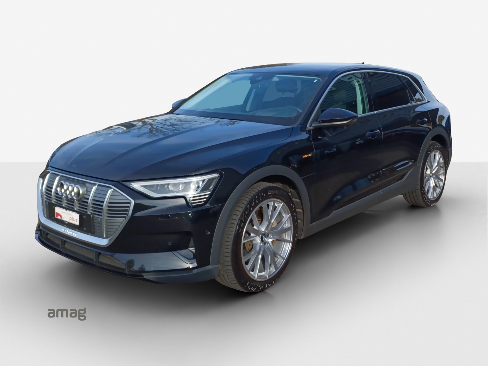 AUDI e-tron 50 quattro-image-0