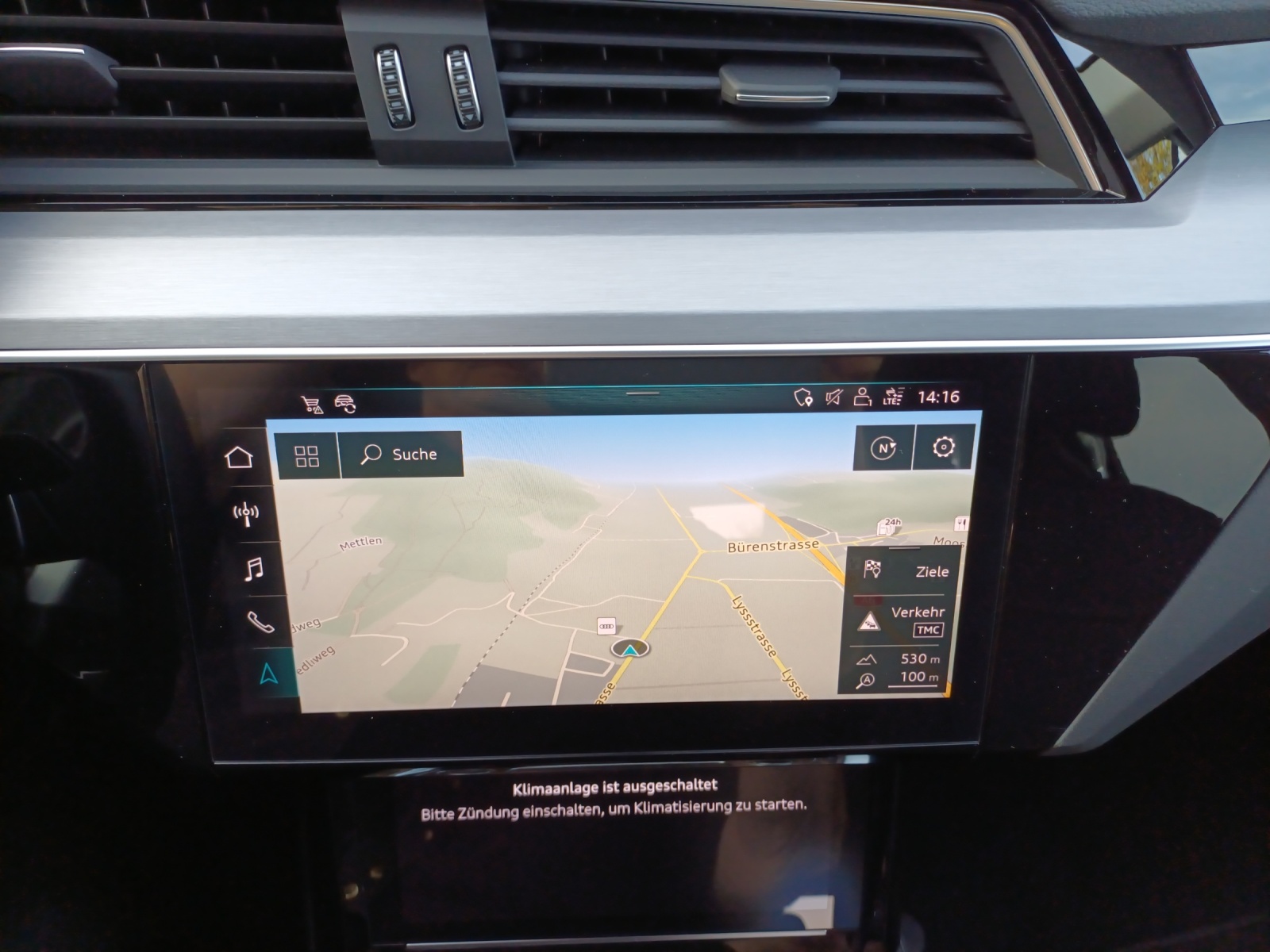 AUDI e-tron 50 quattro-image-15