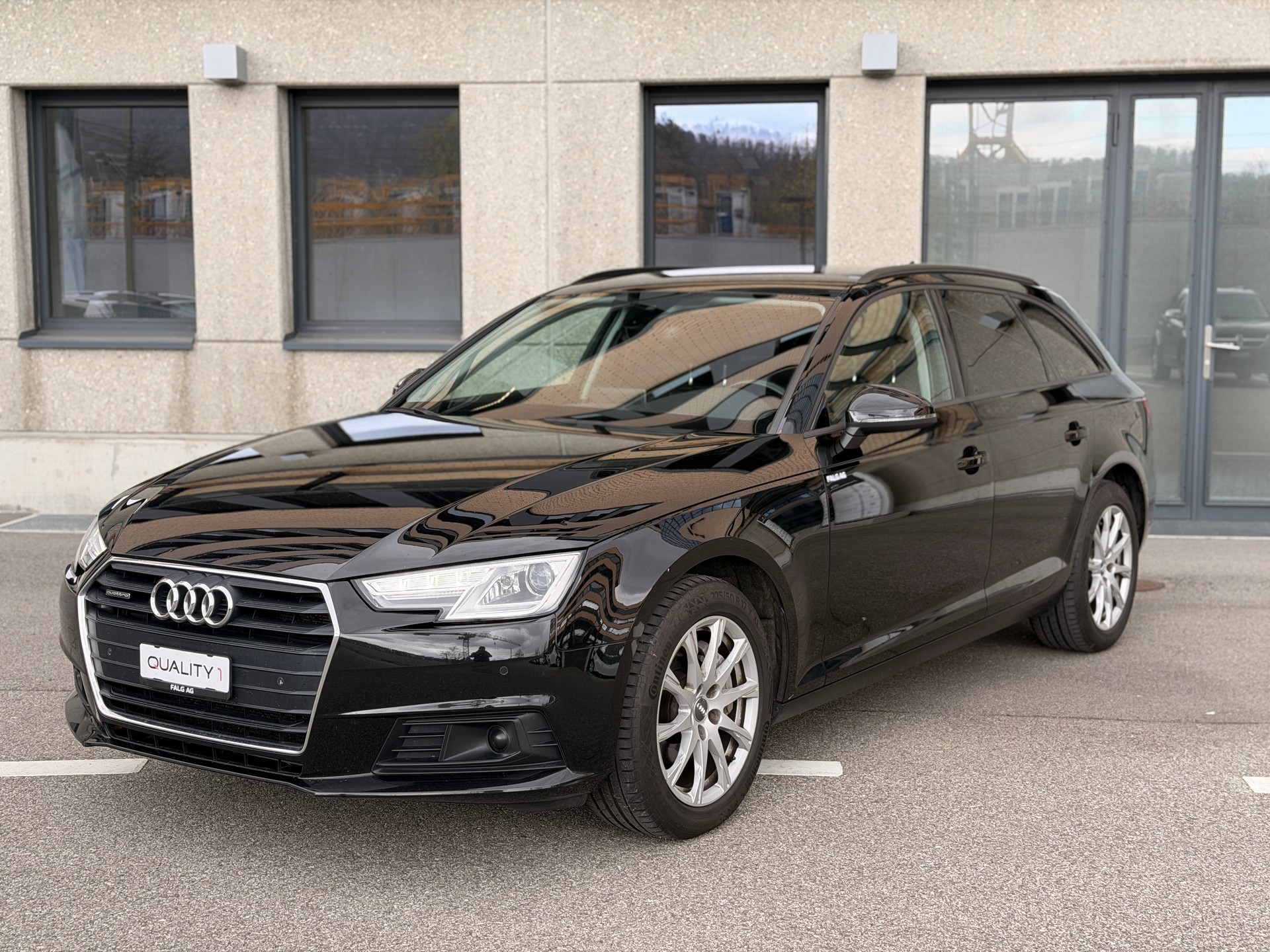 AUDI A4 Avant 2.0 TDI quattro S-tronic-image-0