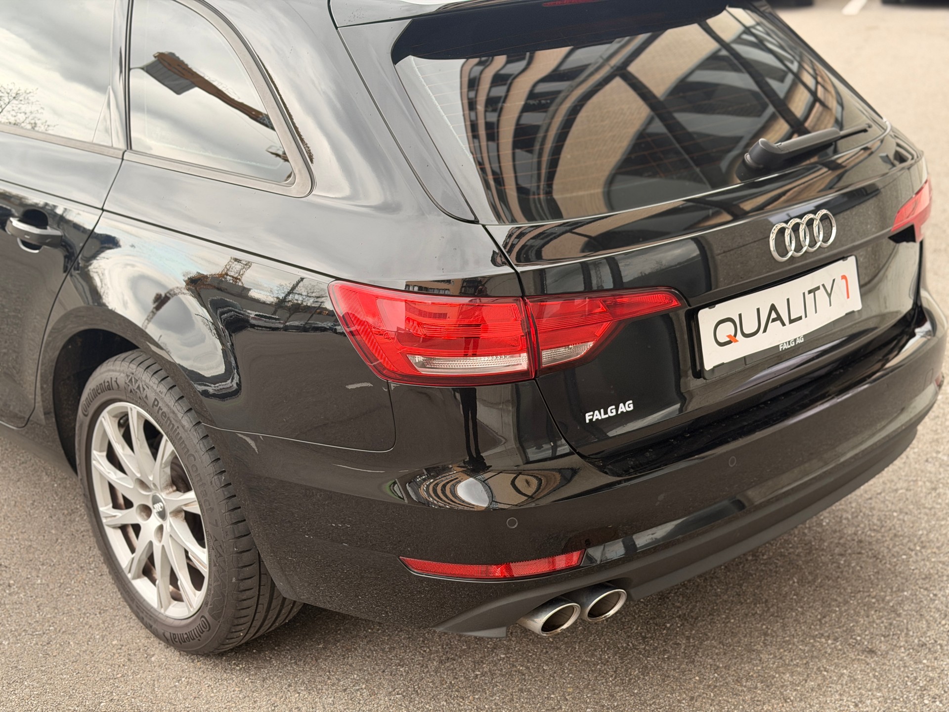 AUDI A4 Avant 2.0 TDI quattro S-tronic-image-8