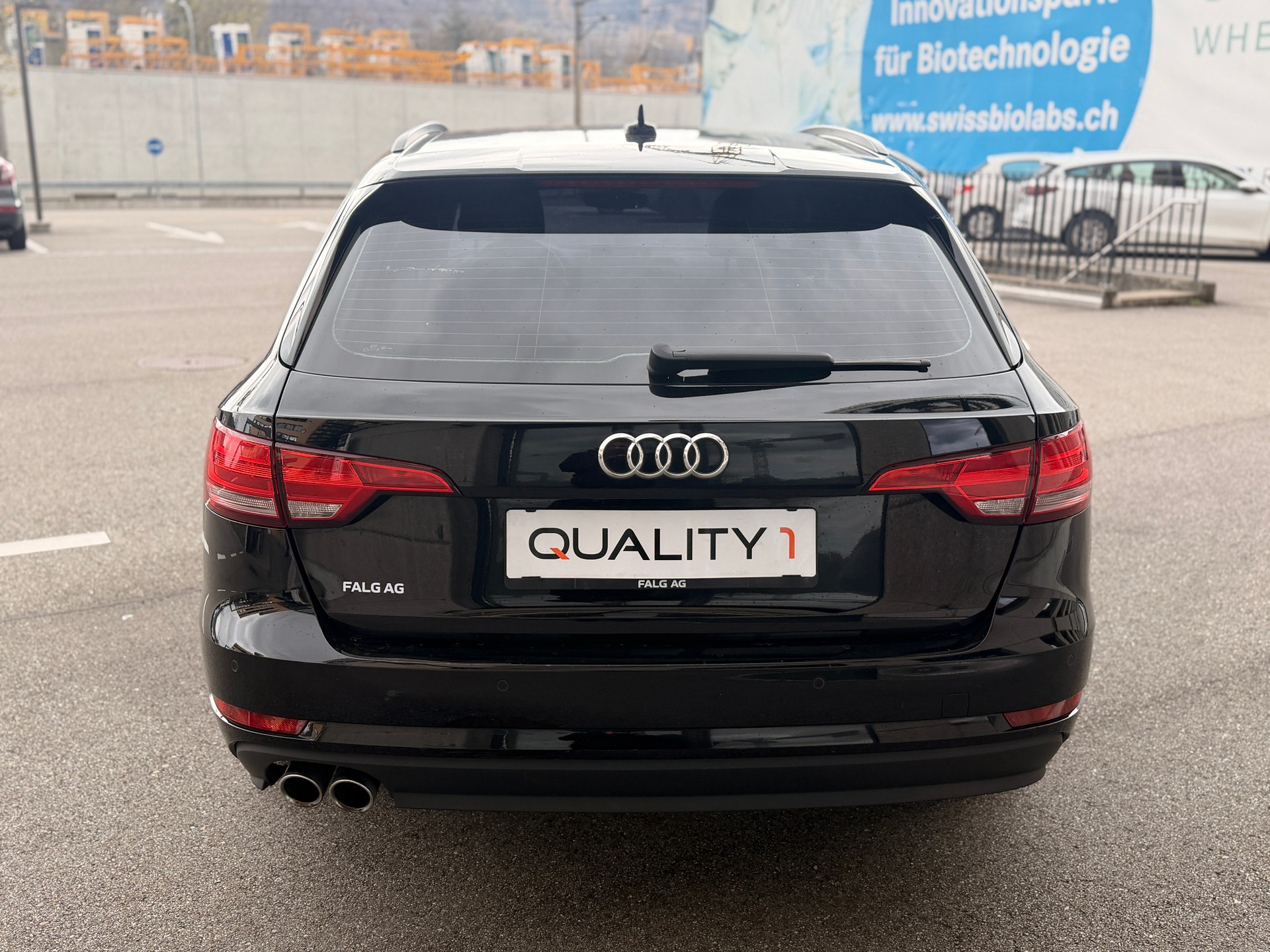 AUDI A4 Avant 2.0 TDI quattro S-tronic-image-3
