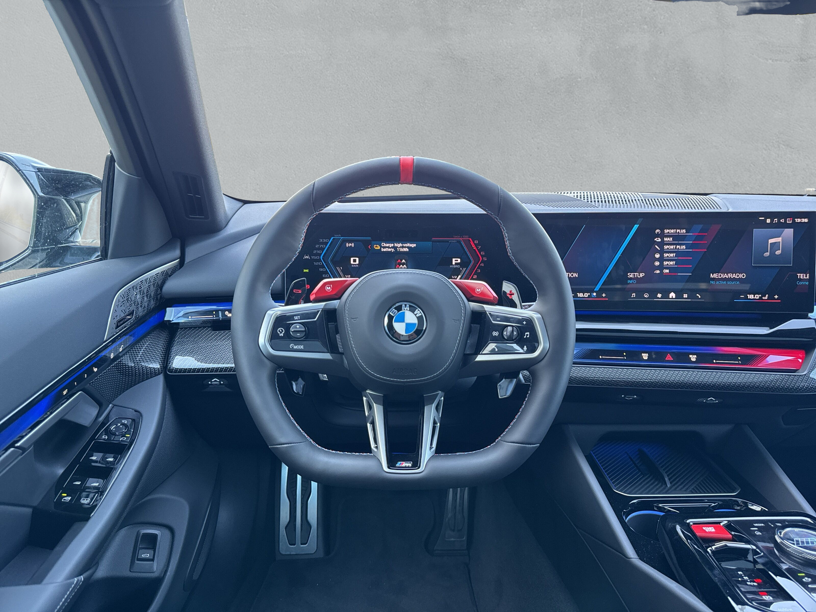 BMW M5 xDrive-image-15