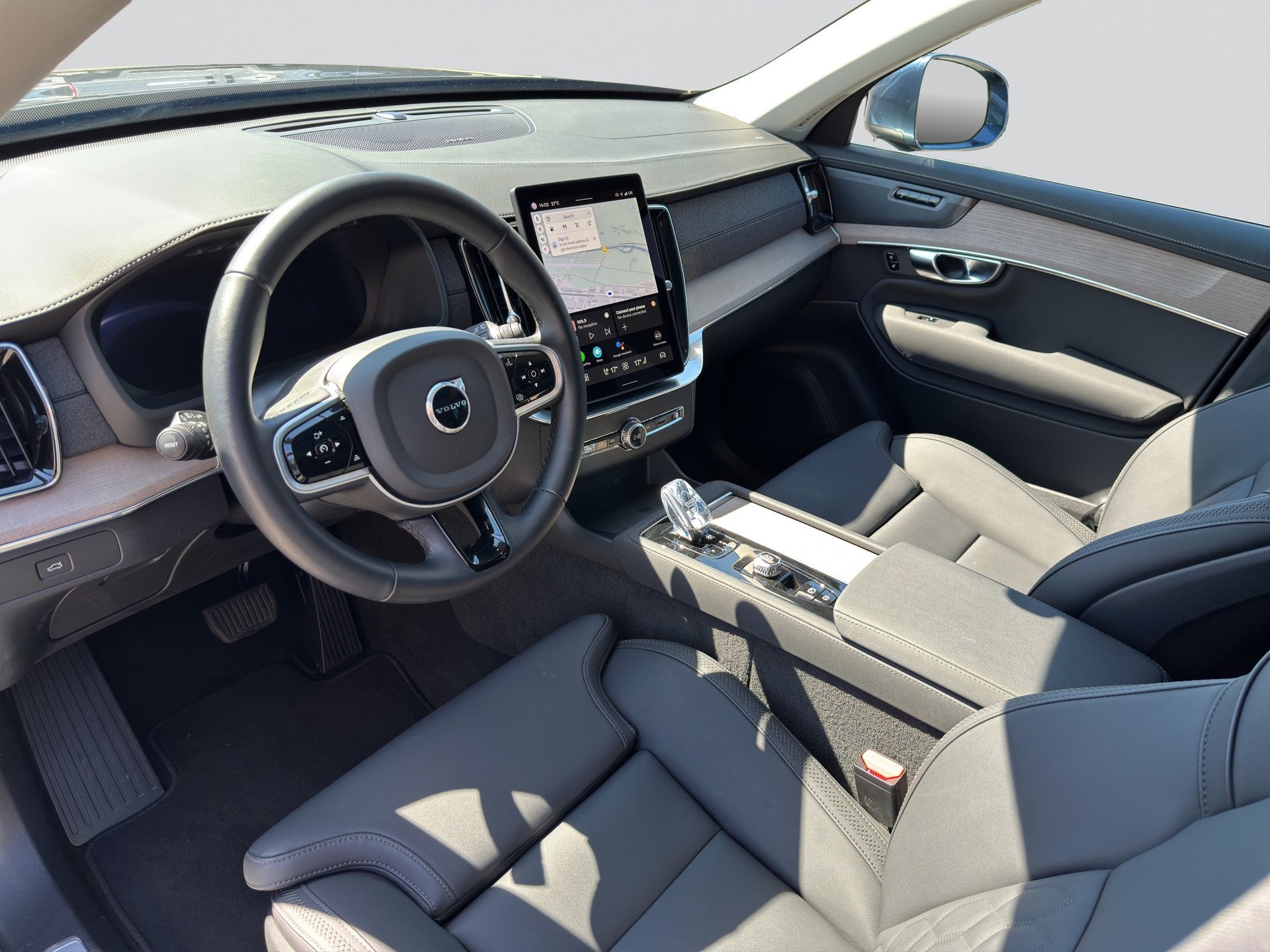 VOLVO XC90 B5 Benzin 7Pl. Mild Hybrid AWD Plus Bright Geartronic-image-6