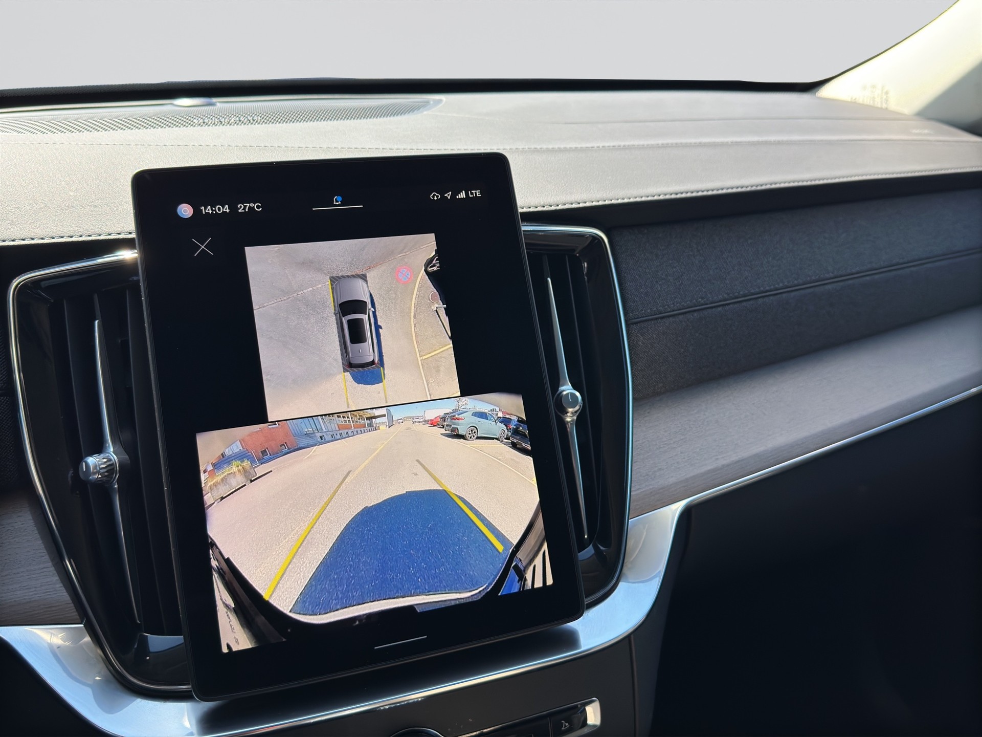 VOLVO XC90 B5 Benzin 7Pl. Mild Hybrid AWD Plus Bright Geartronic-image-14