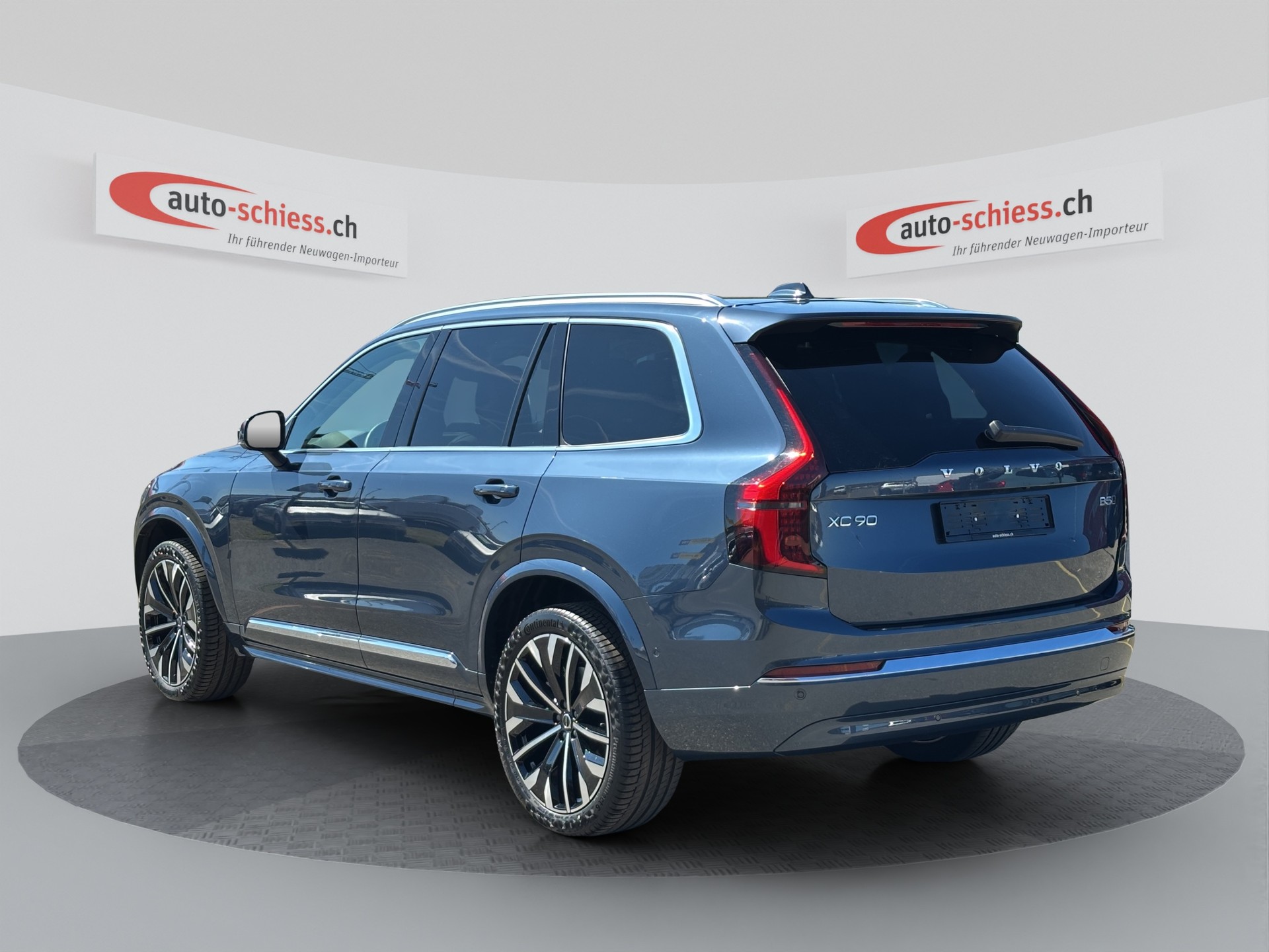 VOLVO XC90 B5 Benzin 7Pl. Mild Hybrid AWD Plus Bright Geartronic-image-2