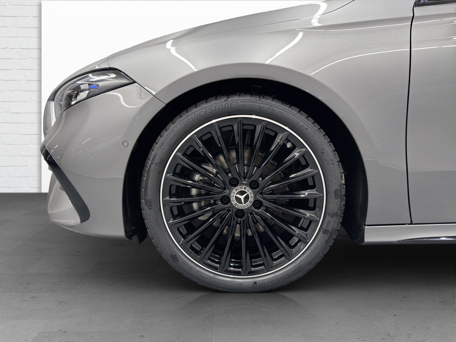 MERCEDES-BENZ A 200 Night Star-image-5