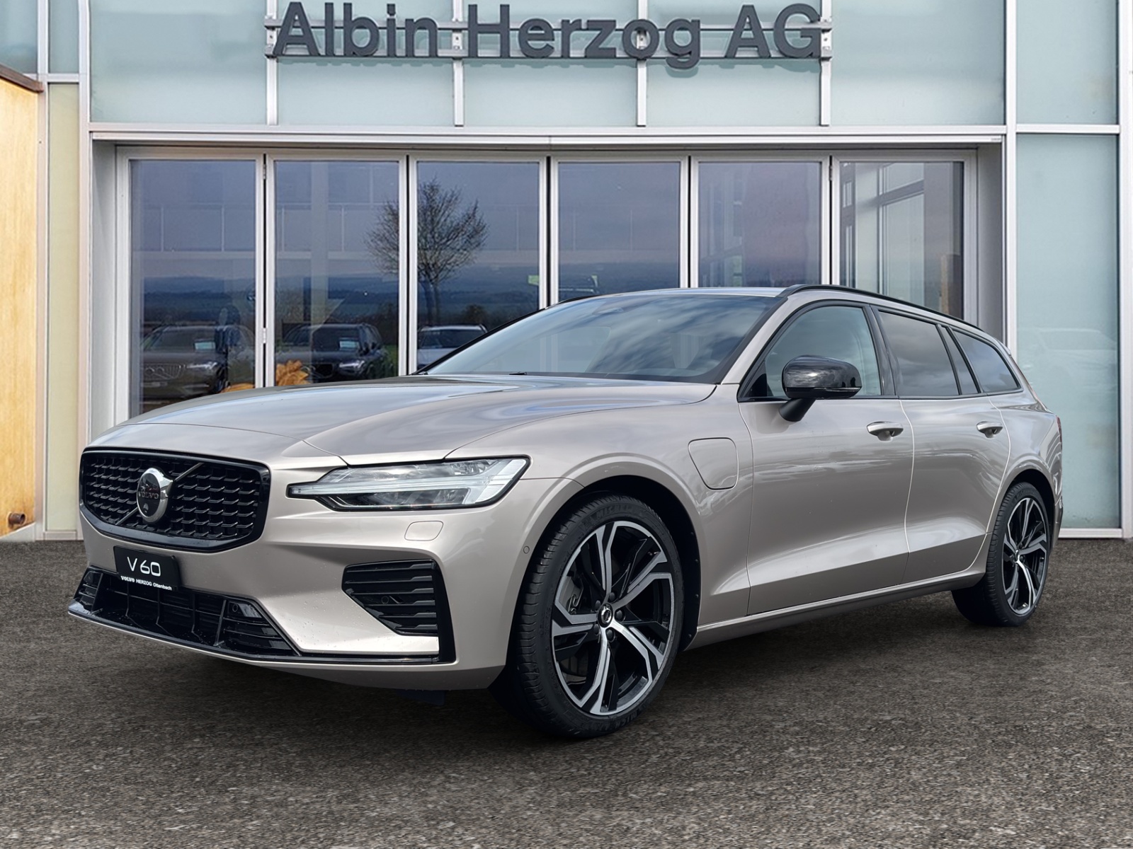 VOLVO V60 2.0 T8 TE Ultra Dark eAWD-image-0