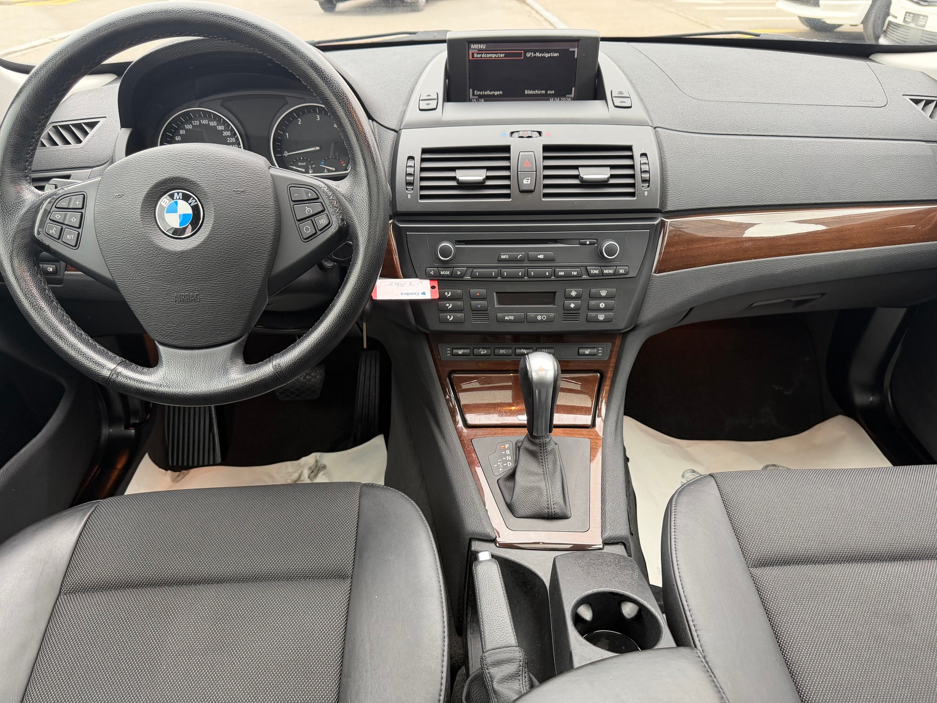 BMW X3 xDrive 30d (3.0d)-image-10