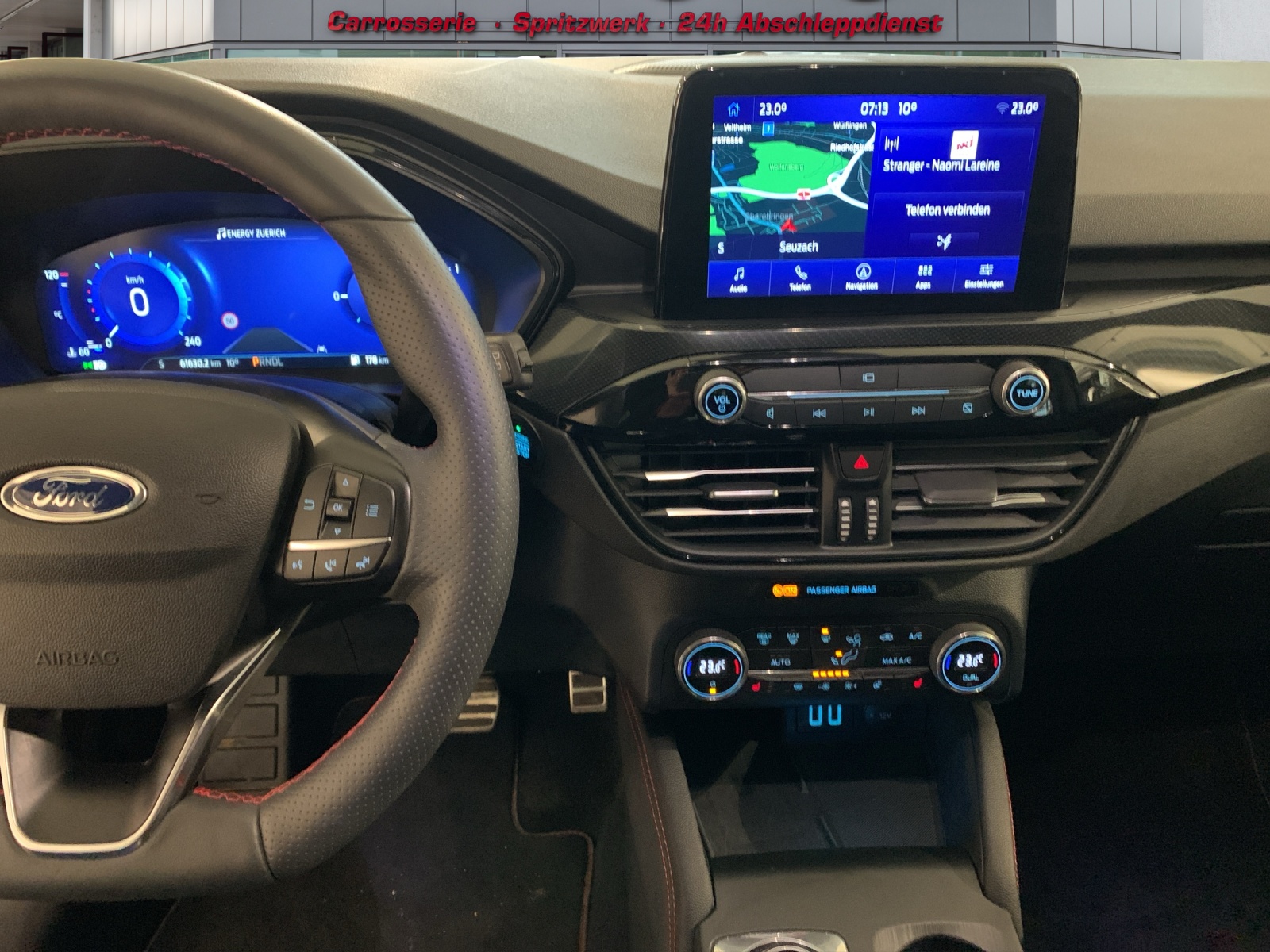 FORD Kuga 2.5 Hybrid ST-Line X 4x4-image-9