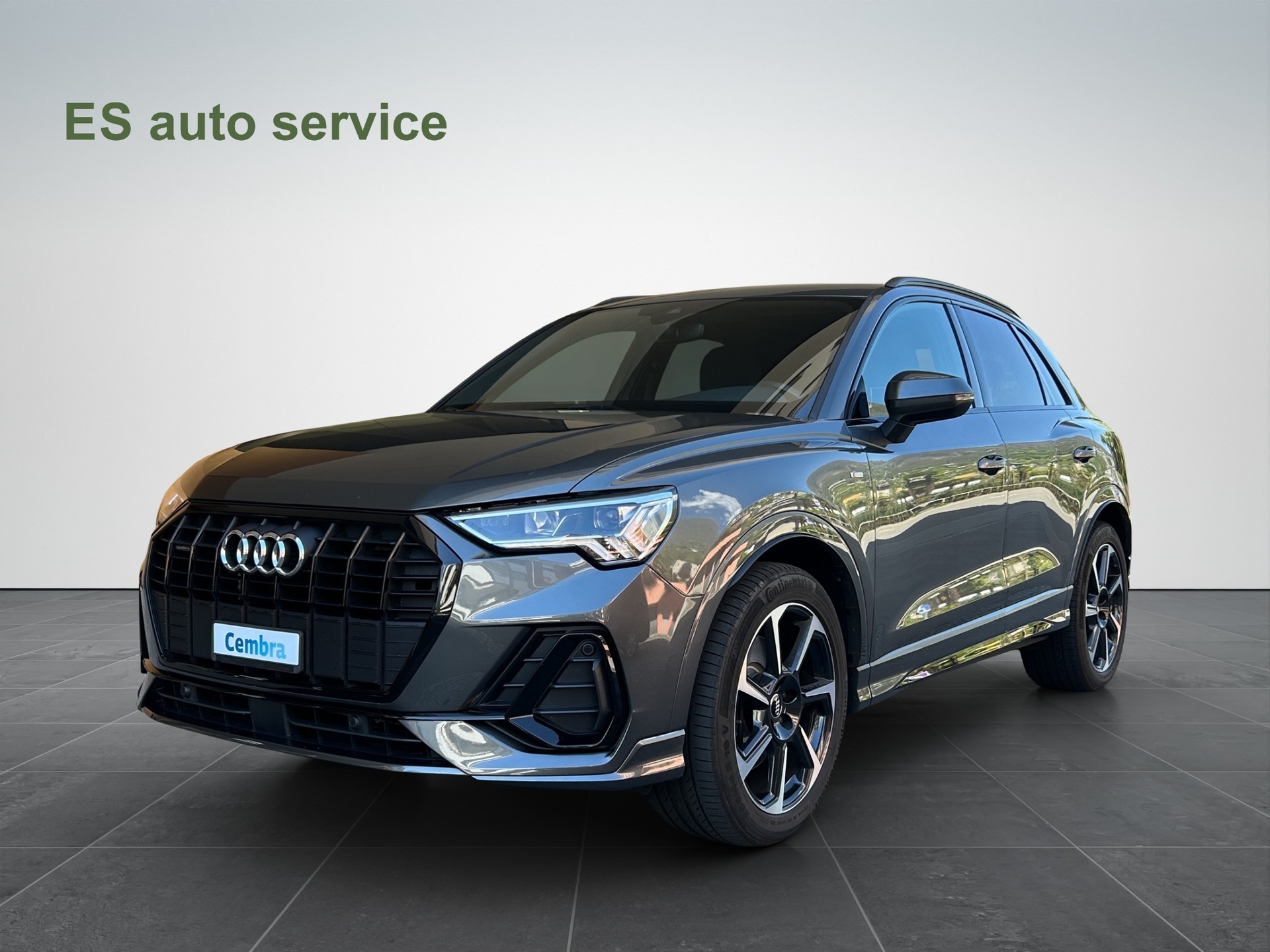 AUDI Q3 40 TDI S line quattro S-tronic-image-0