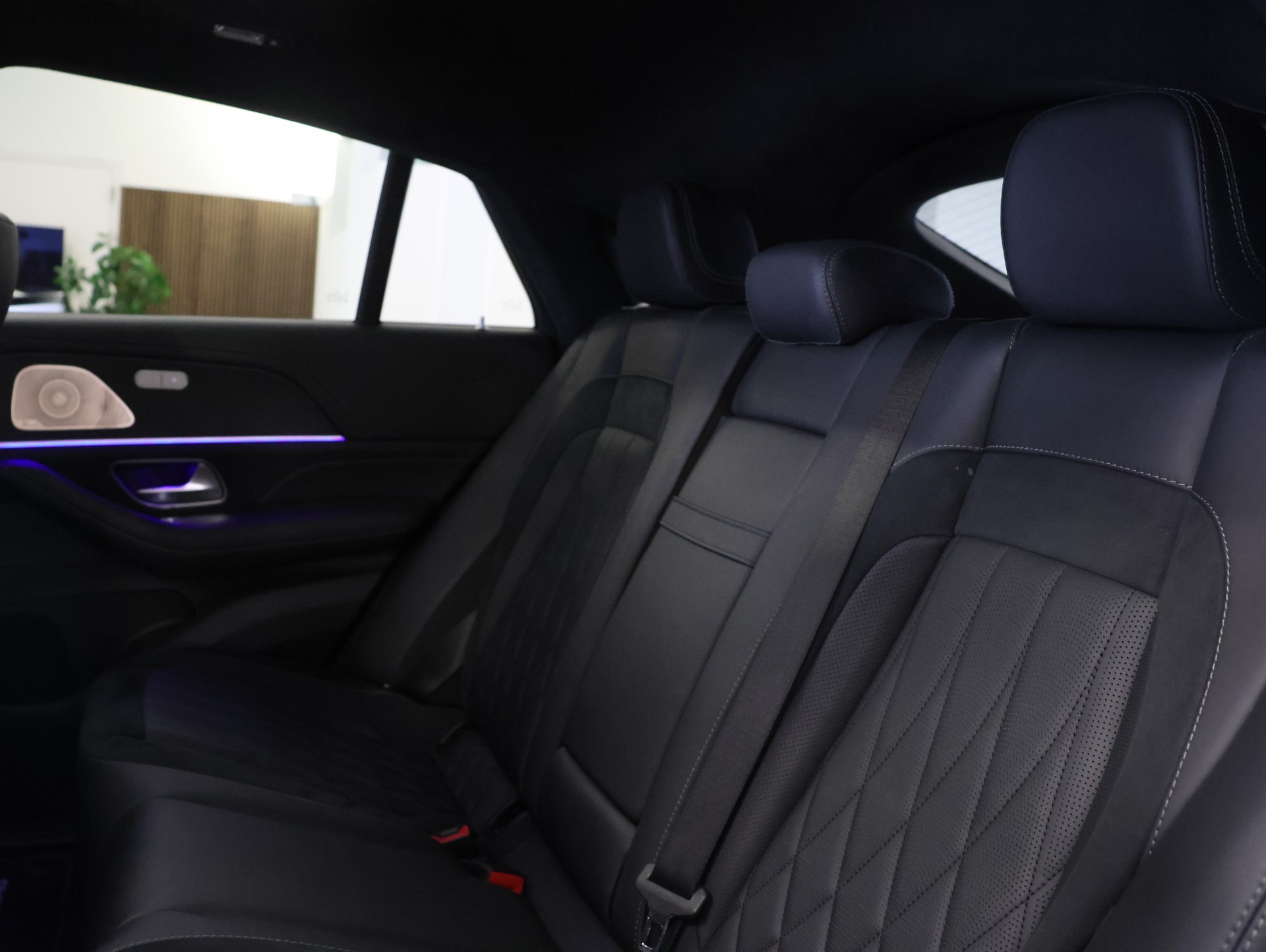 MERCEDES-BENZ GLE Coupé 63 S AMG 4Matic+ Speedshift *Head Up Display* *Sitzheizung / Lüftung* *Mercedes Benz MSI Garantie Plus*-image-41