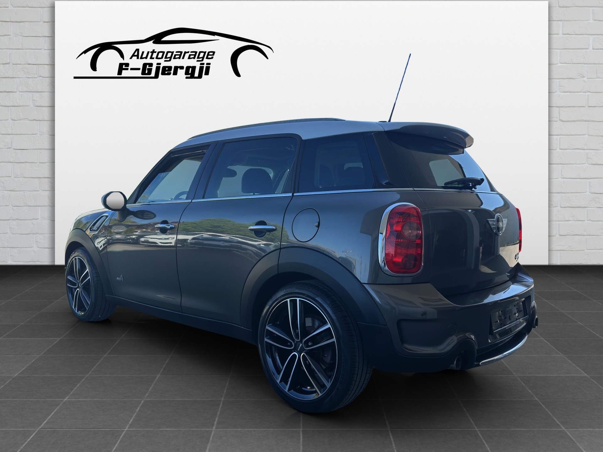 MINI Countryman Cooper S ALL4-image-3