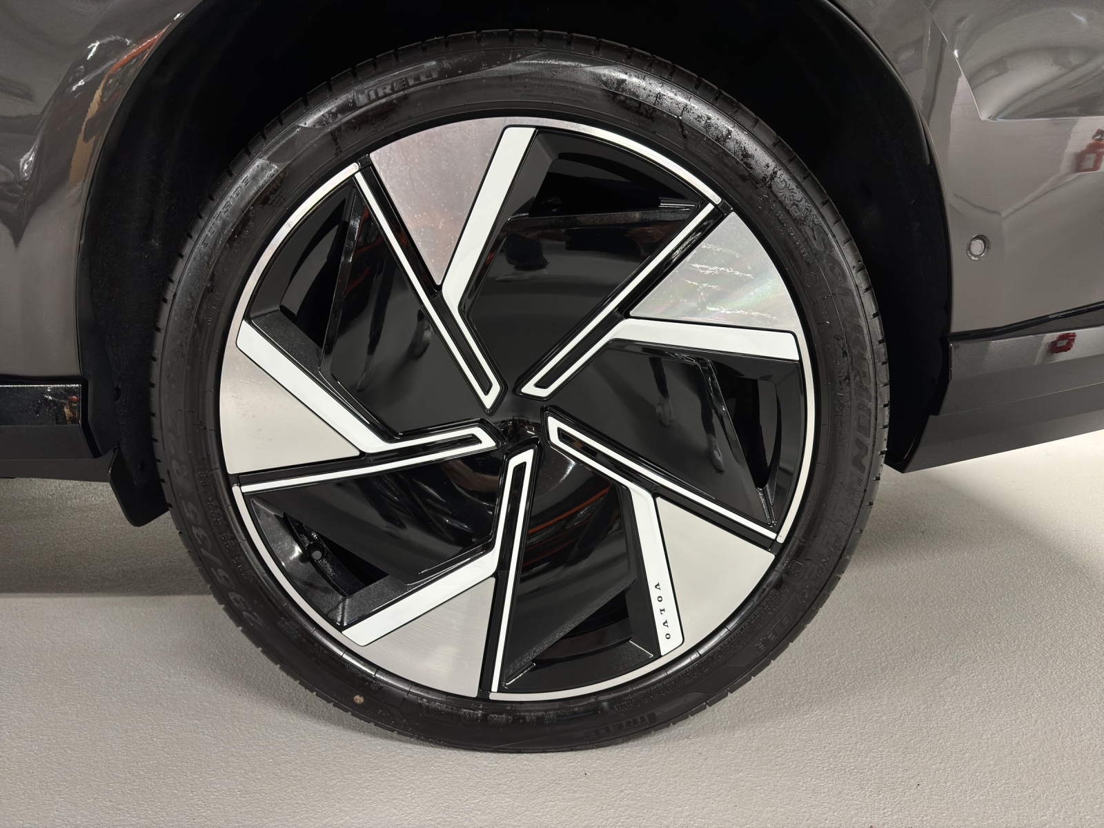 VOLVO EX90 Twin Ultra AWD-image-15