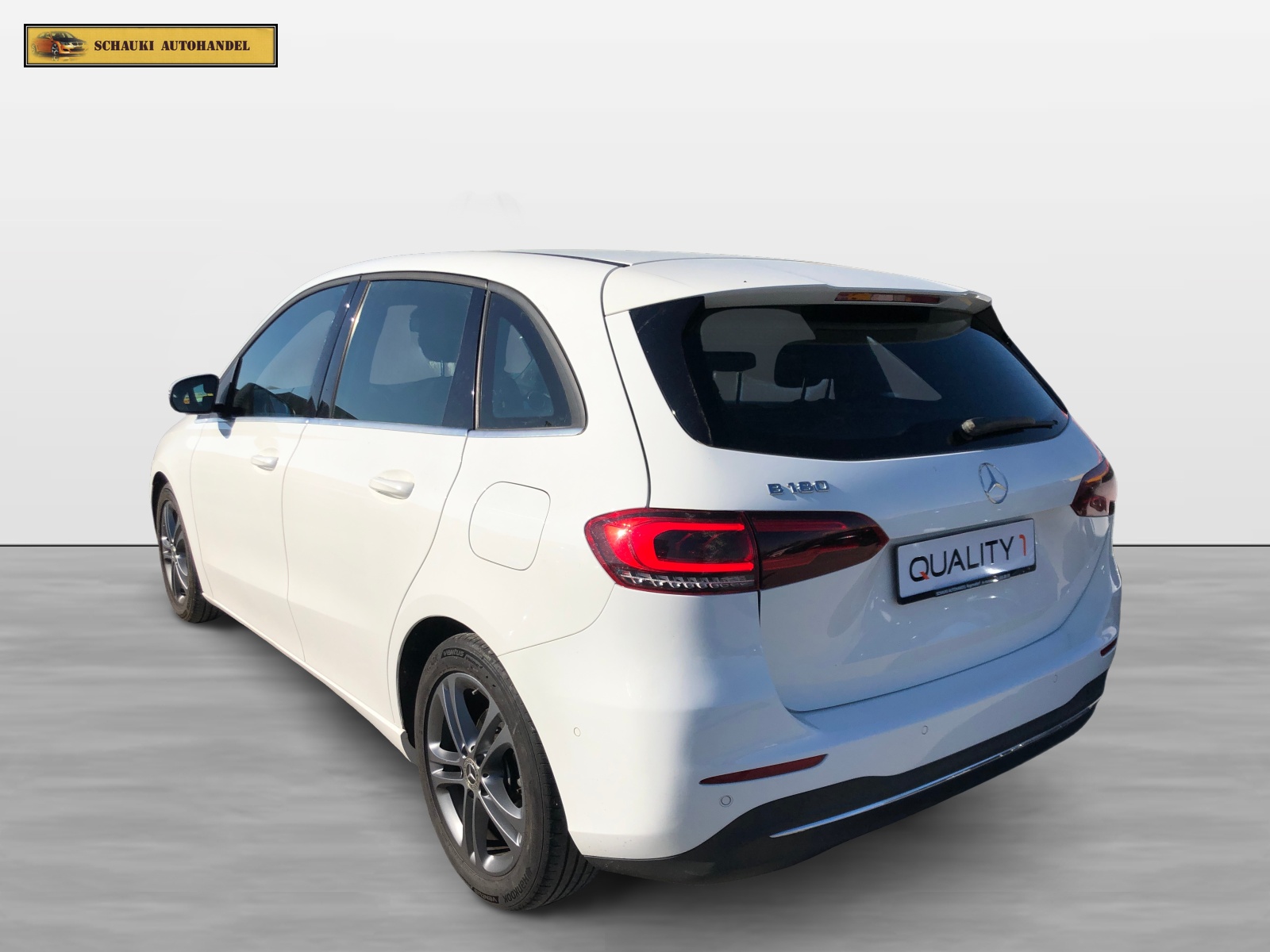 MERCEDES-BENZ B 180 7G-DCT-image-5