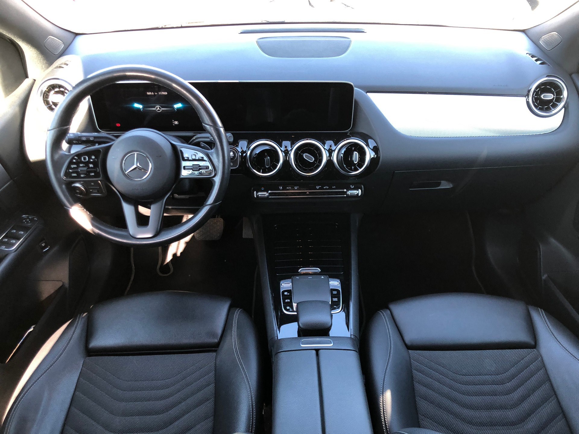 MERCEDES-BENZ B 180 7G-DCT-image-9