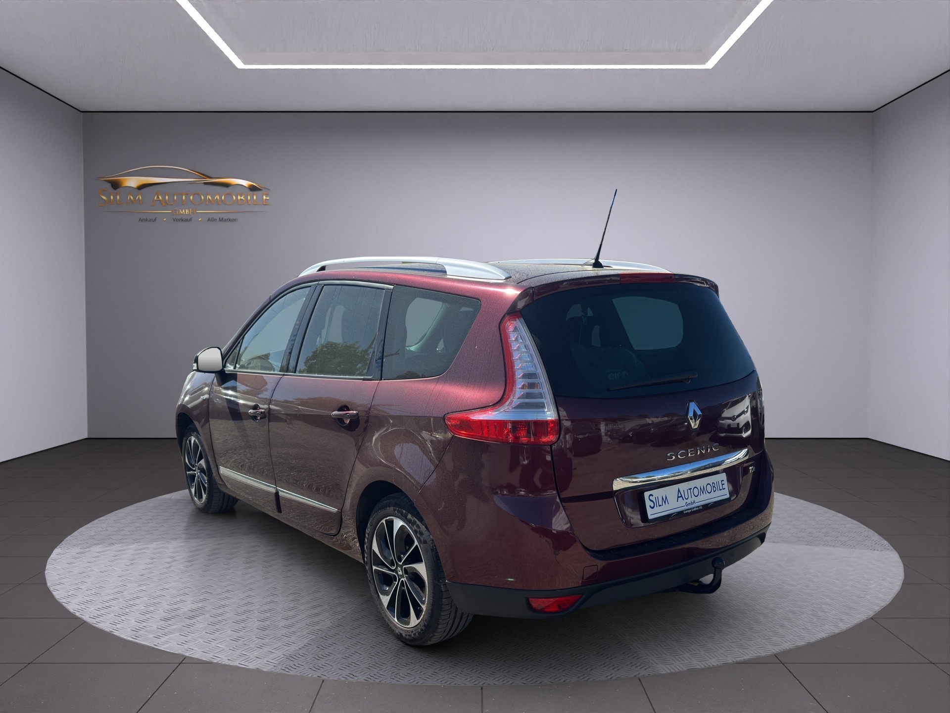 RENAULT Grand Scénic 1.2 16V Turbo Bose-image-7
