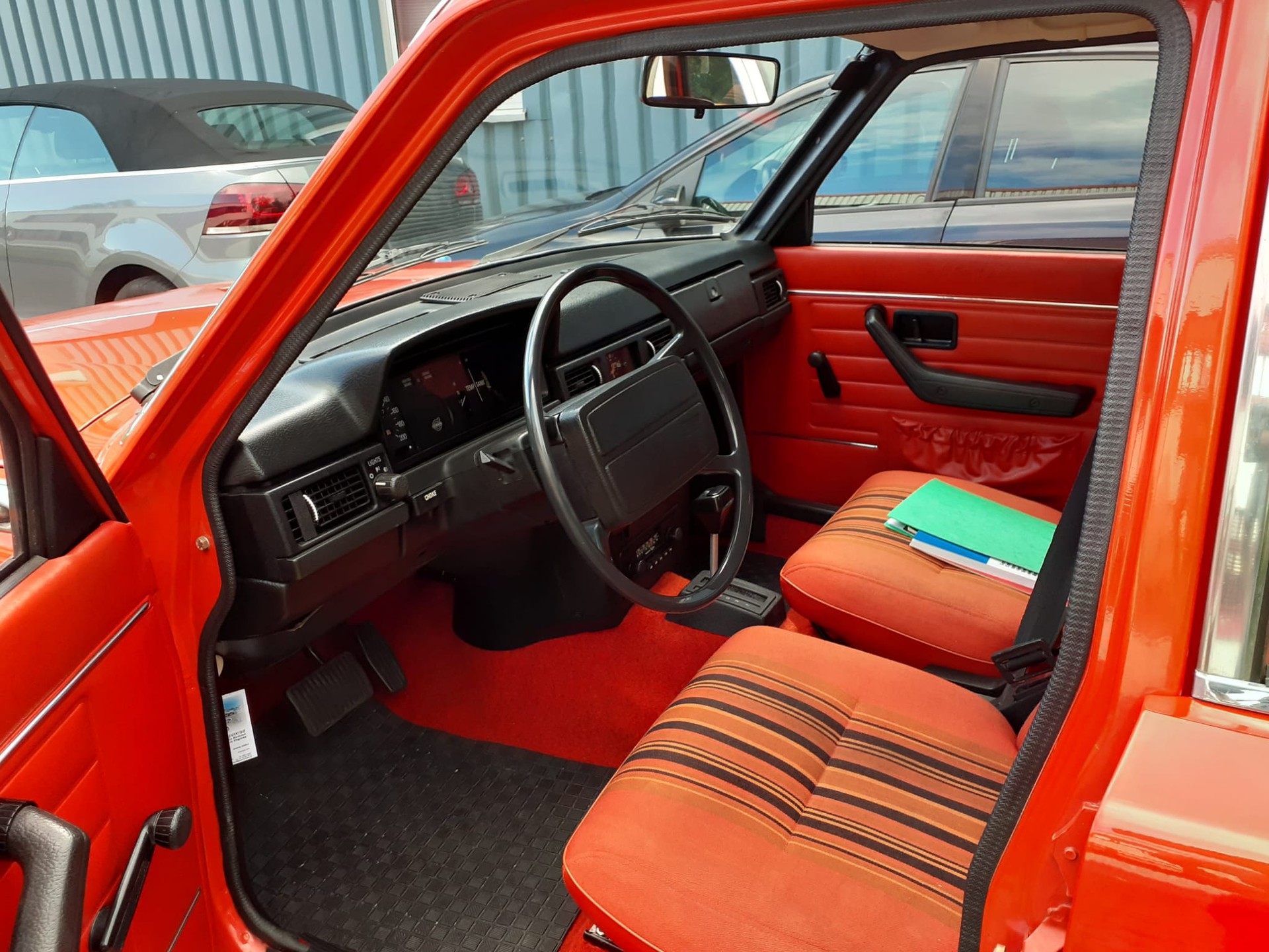 VOLVO 244 DL (Veteranenfahrzeug)-image-4