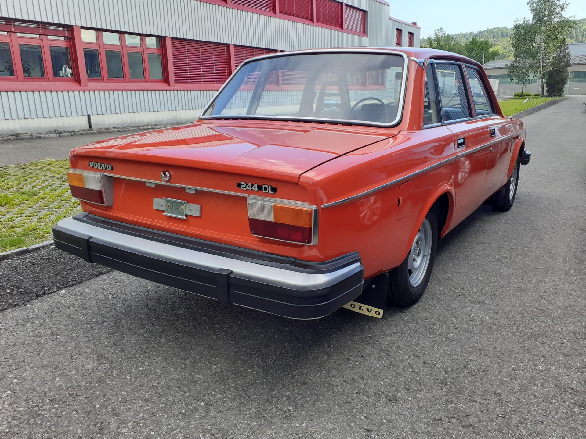 VOLVO 244 DL (Veteranenfahrzeug)-image-3