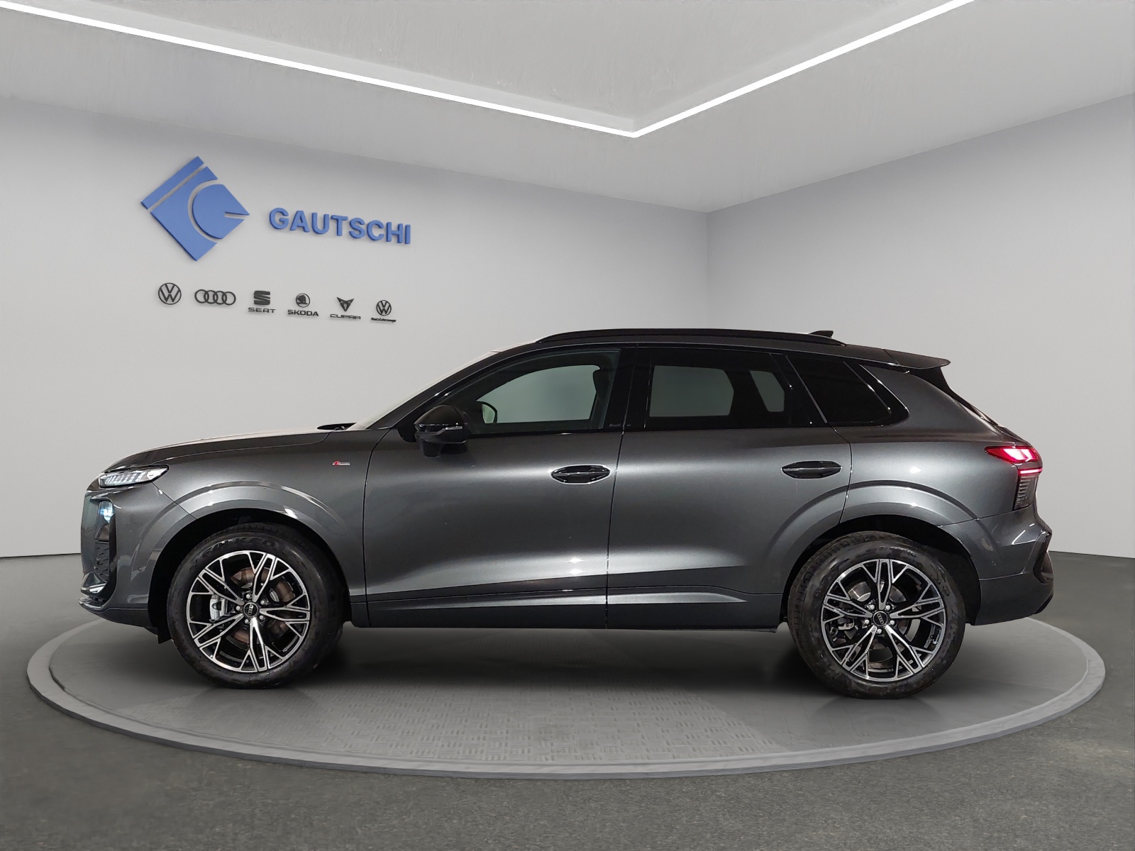 AUDI Q3 SUV TFSI quattro 150 kW S tronic-image-1
