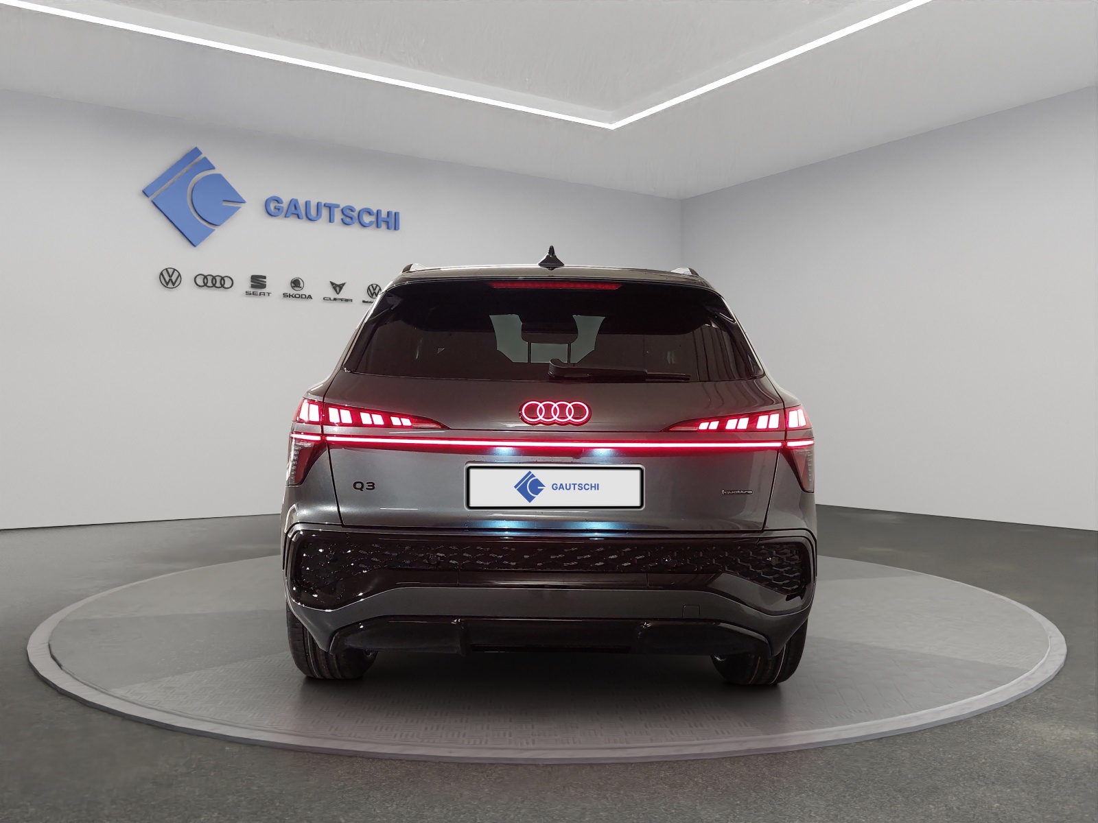 AUDI Q3 SUV TFSI quattro 150 kW S tronic-image-3