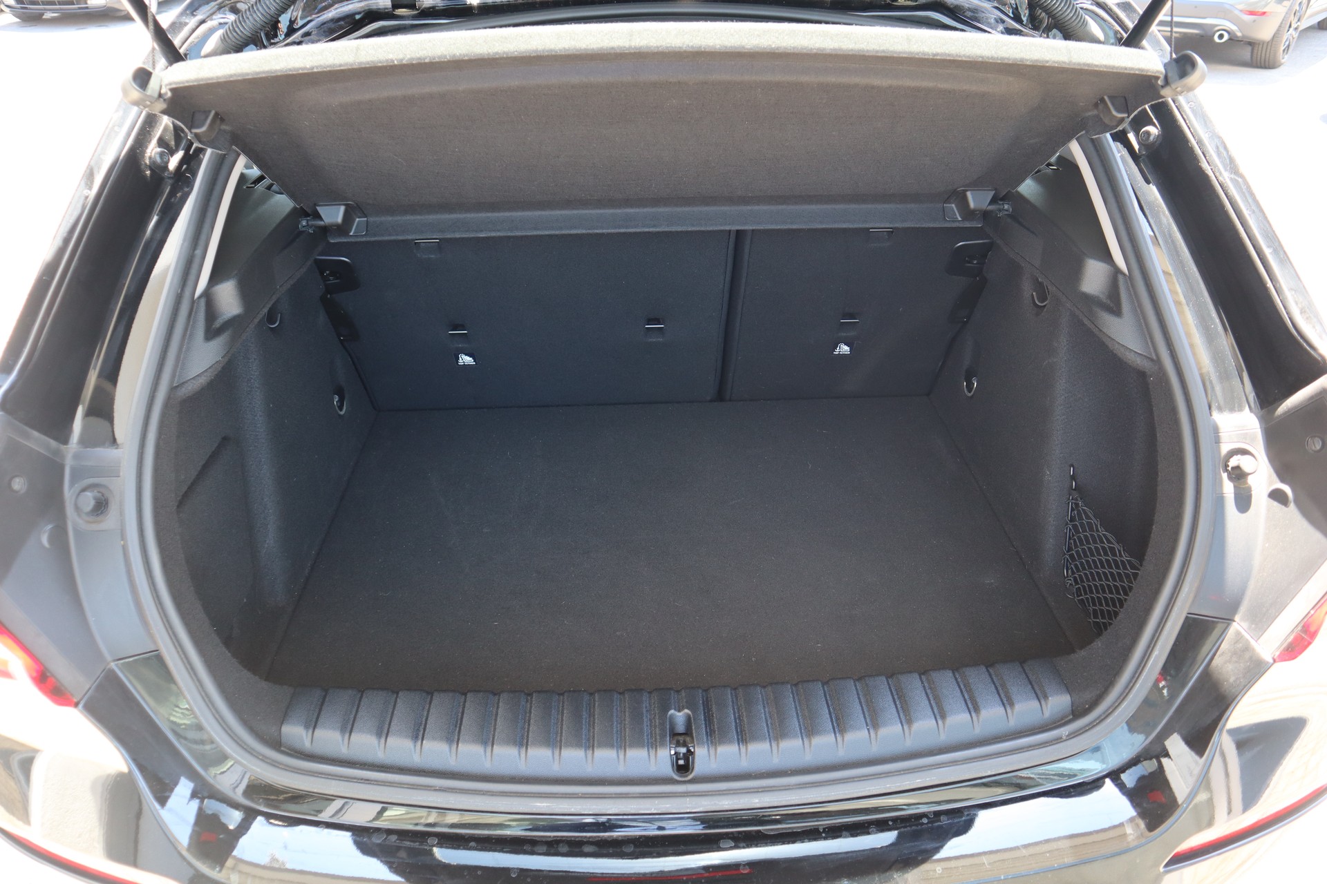 BMW 118i Steptronic Euro 6-image-12