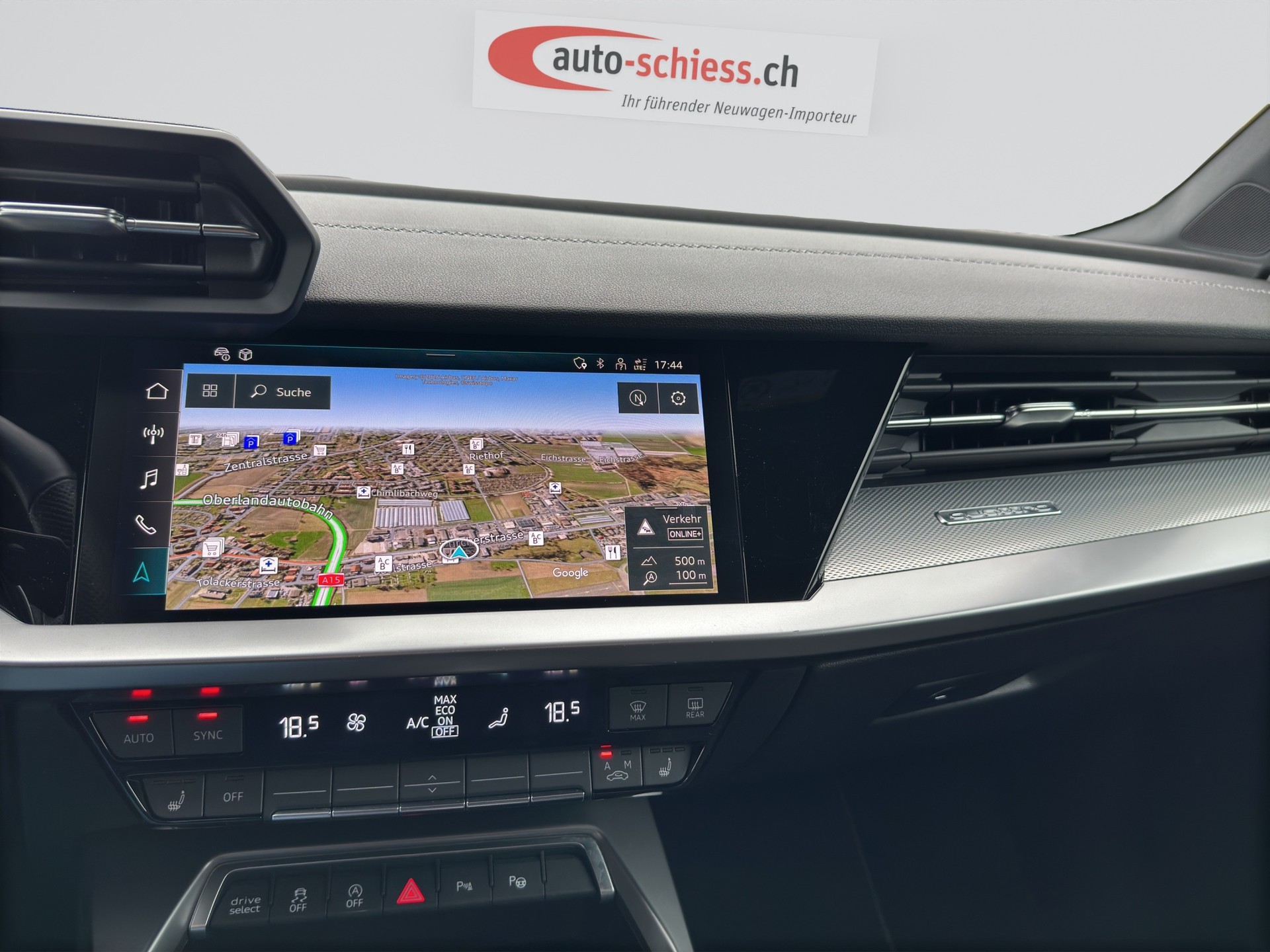 AUDI S3 Limousine 2.0 TFSI quattro S-tronic-image-11