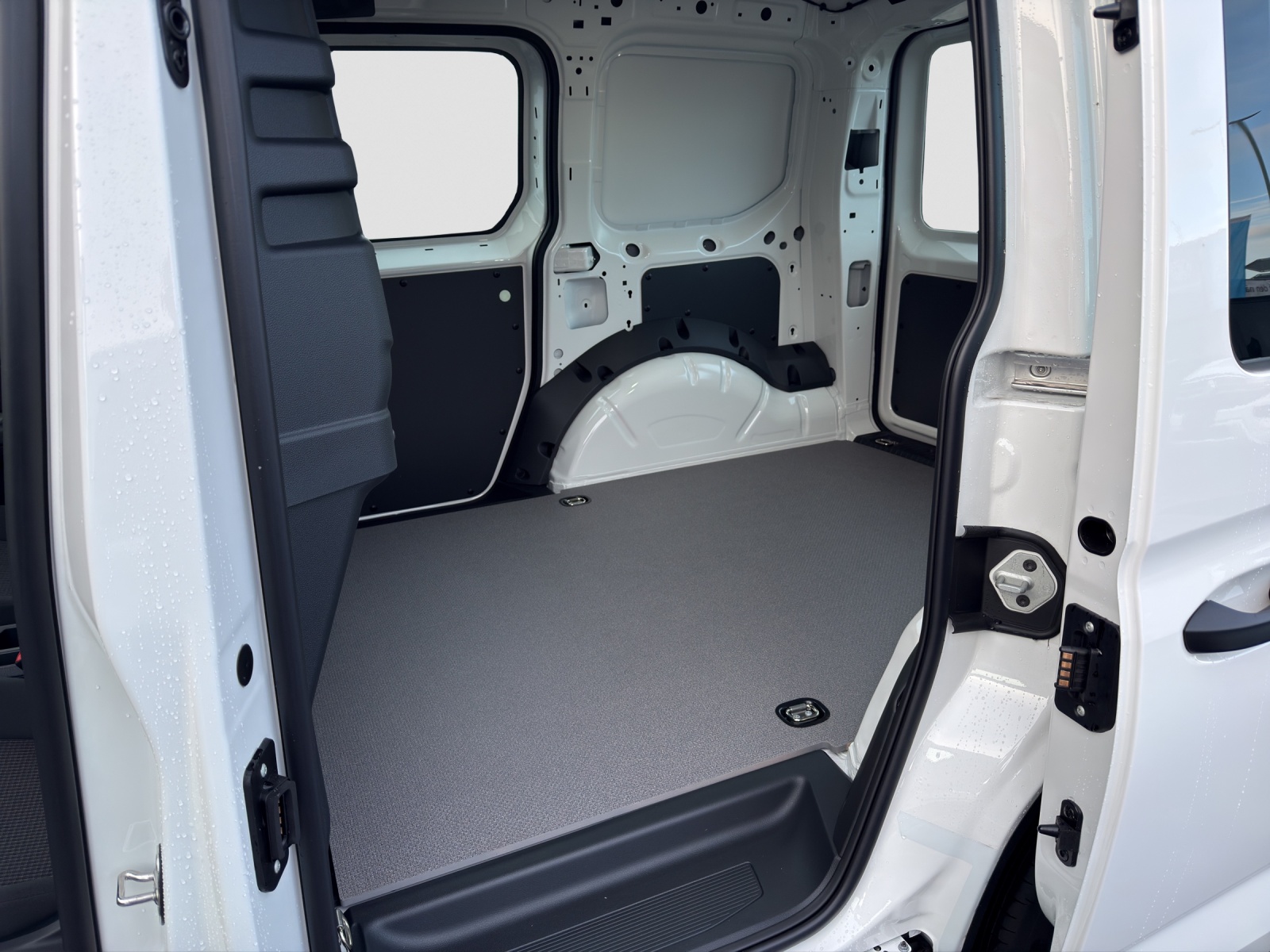 VW Caddy Cargo 1.5 TSI Entry DSG-image-12