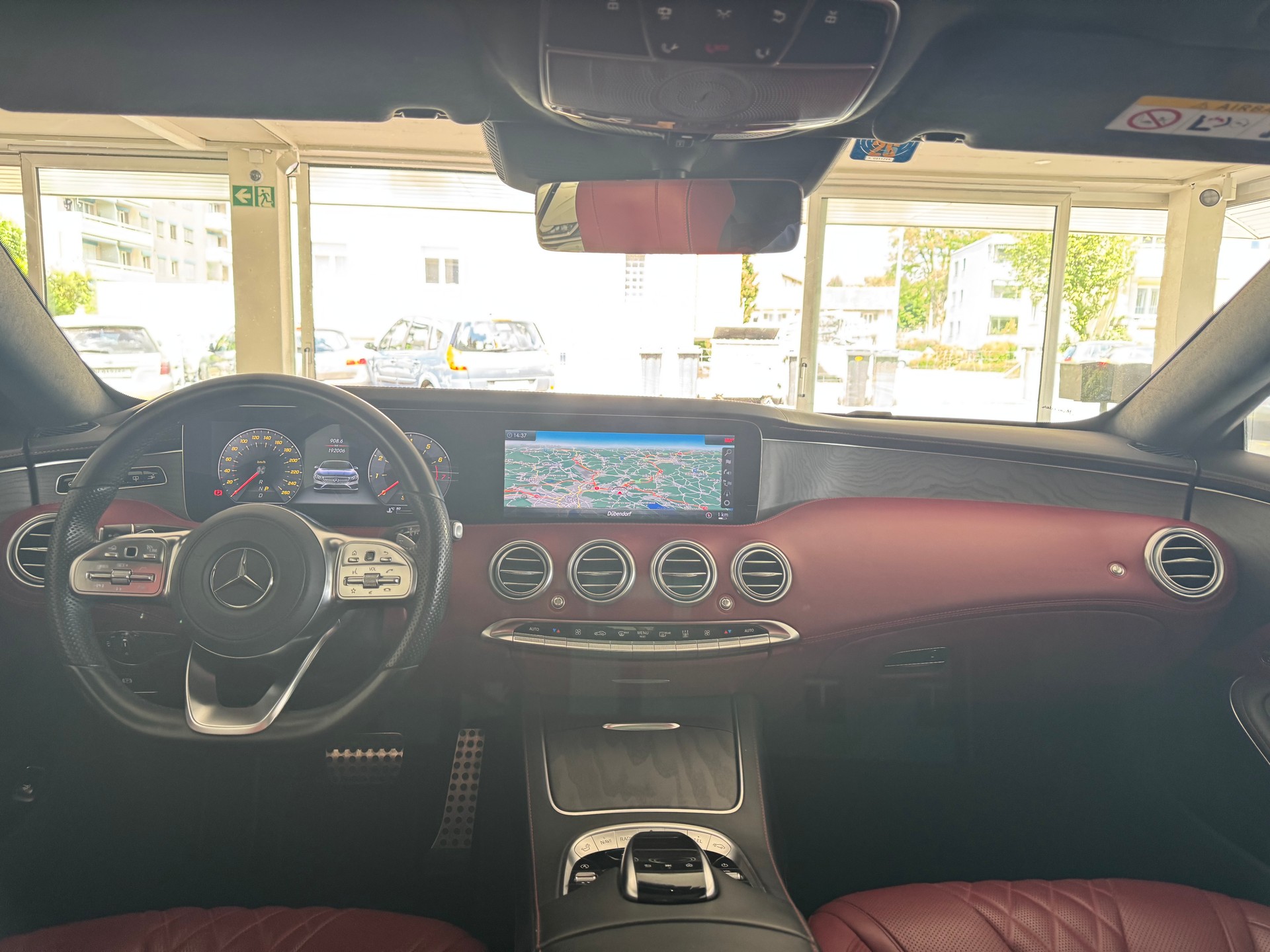 MERCEDES-BENZ S 560 4Matic 9G-Tronic-image-11