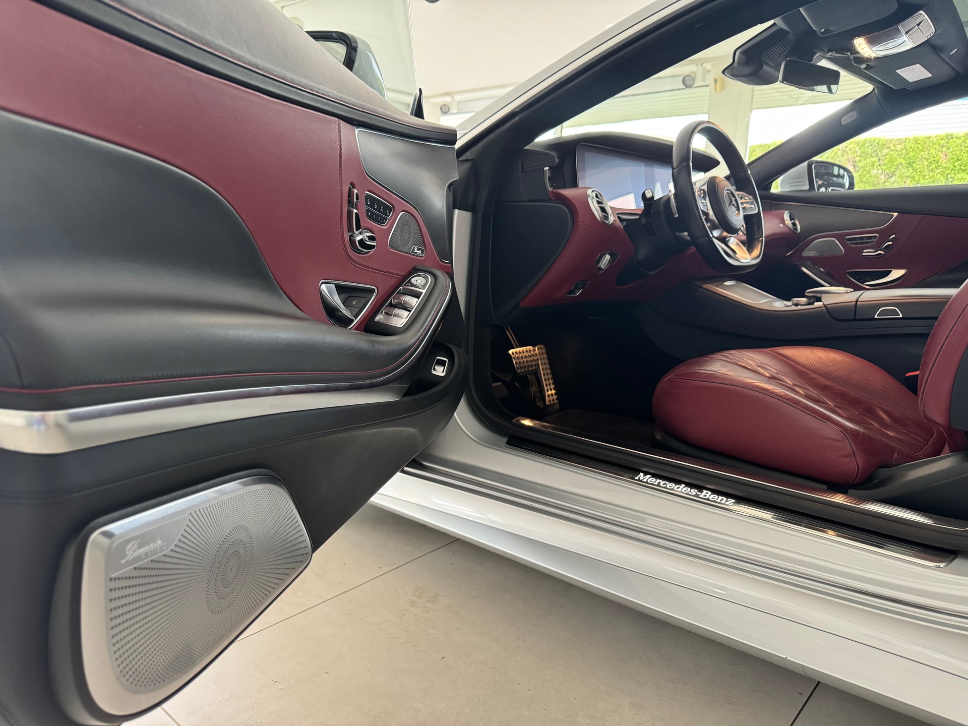 MERCEDES-BENZ S 560 4Matic 9G-Tronic-image-13